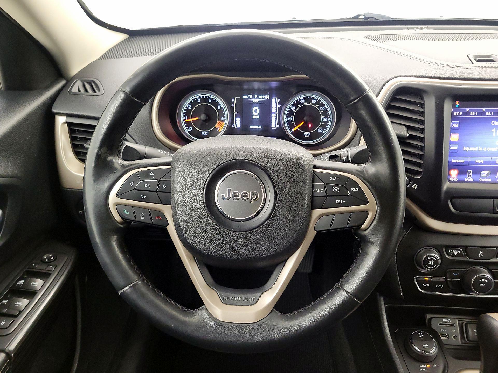 Thumbnail: 2015 Jeep Cherokee - 10