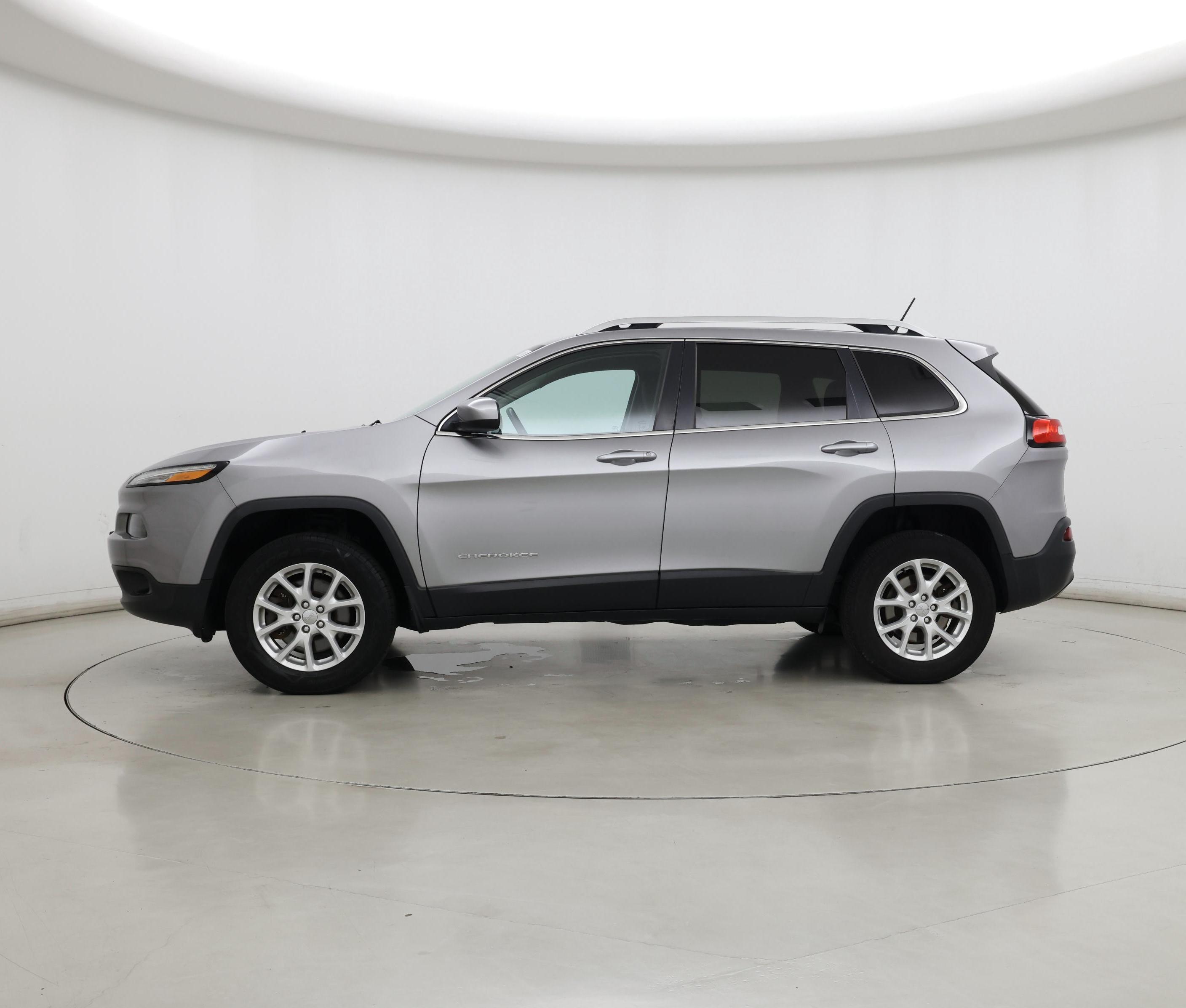 Thumbnail: 2015 Jeep Cherokee - 3
