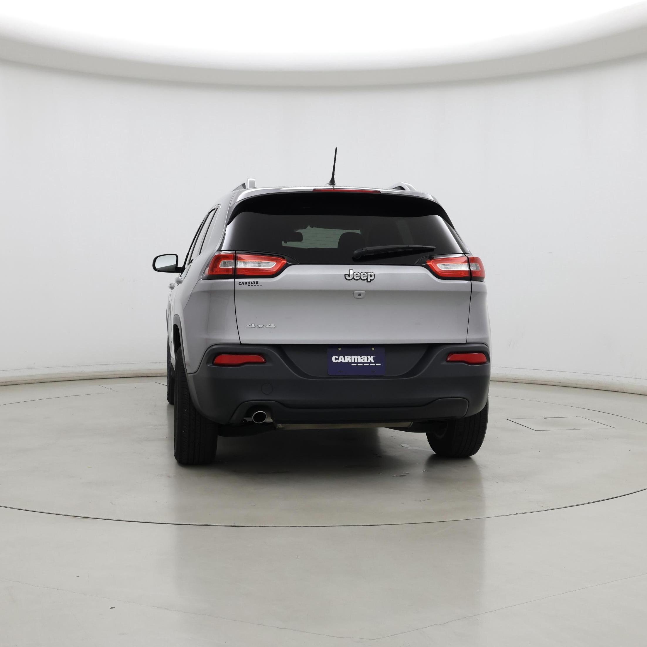 Thumbnail: 2015 Jeep Cherokee - 6