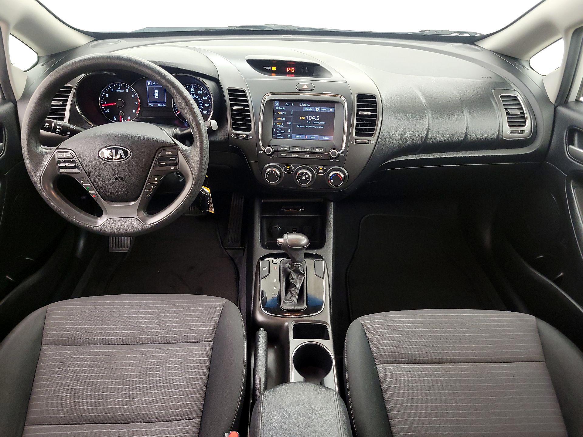 Thumbnail: 2018 Kia Forte - 9