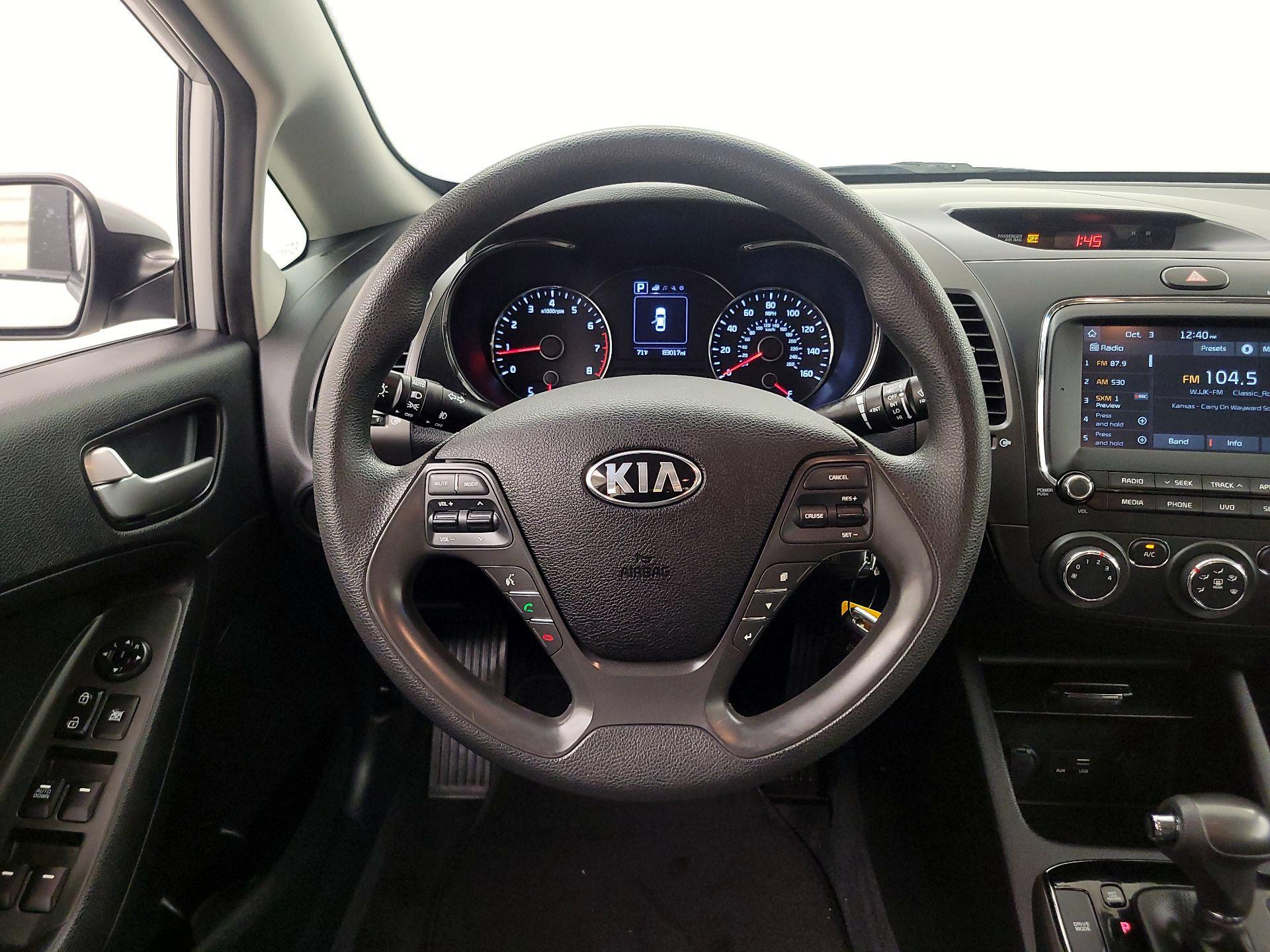 Thumbnail: 2018 Kia Forte - 10
