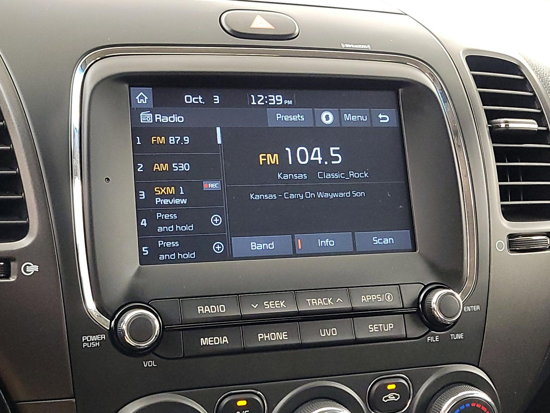 Thumbnail: 2018 Kia Forte - 15