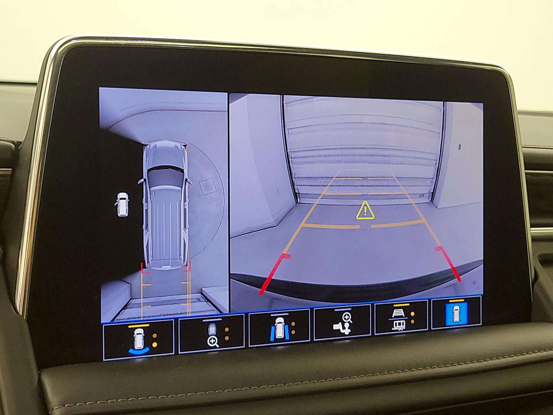 Thumbnail: 2021 Chevrolet Tahoe - 14