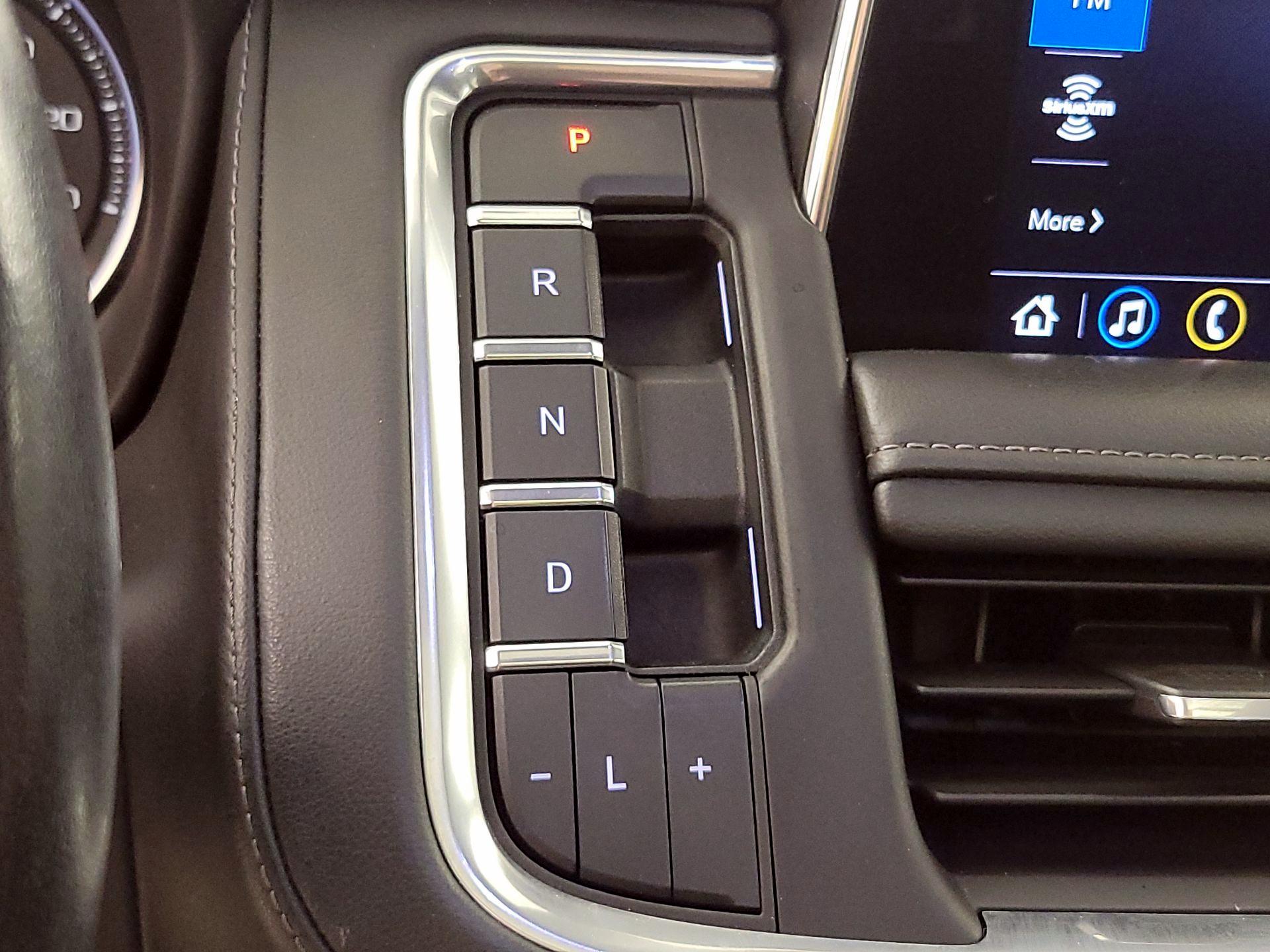 Thumbnail: 2021 Chevrolet Tahoe - 17