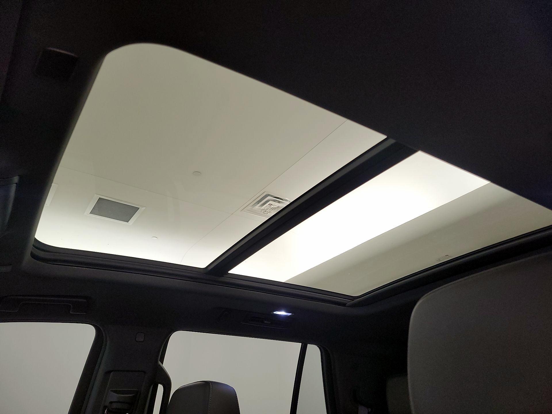 Thumbnail: 2021 Chevrolet Tahoe - 19