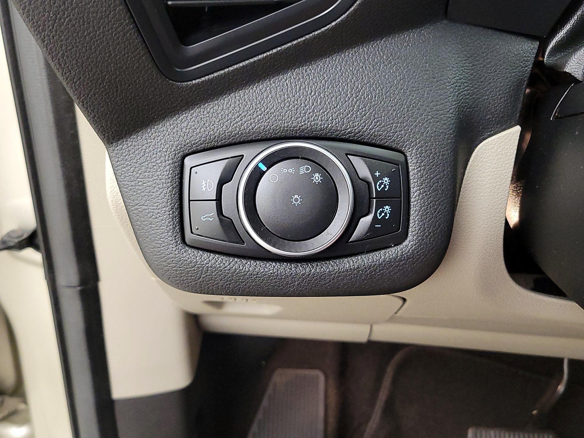 Thumbnail: 2017 Ford Escape - 13