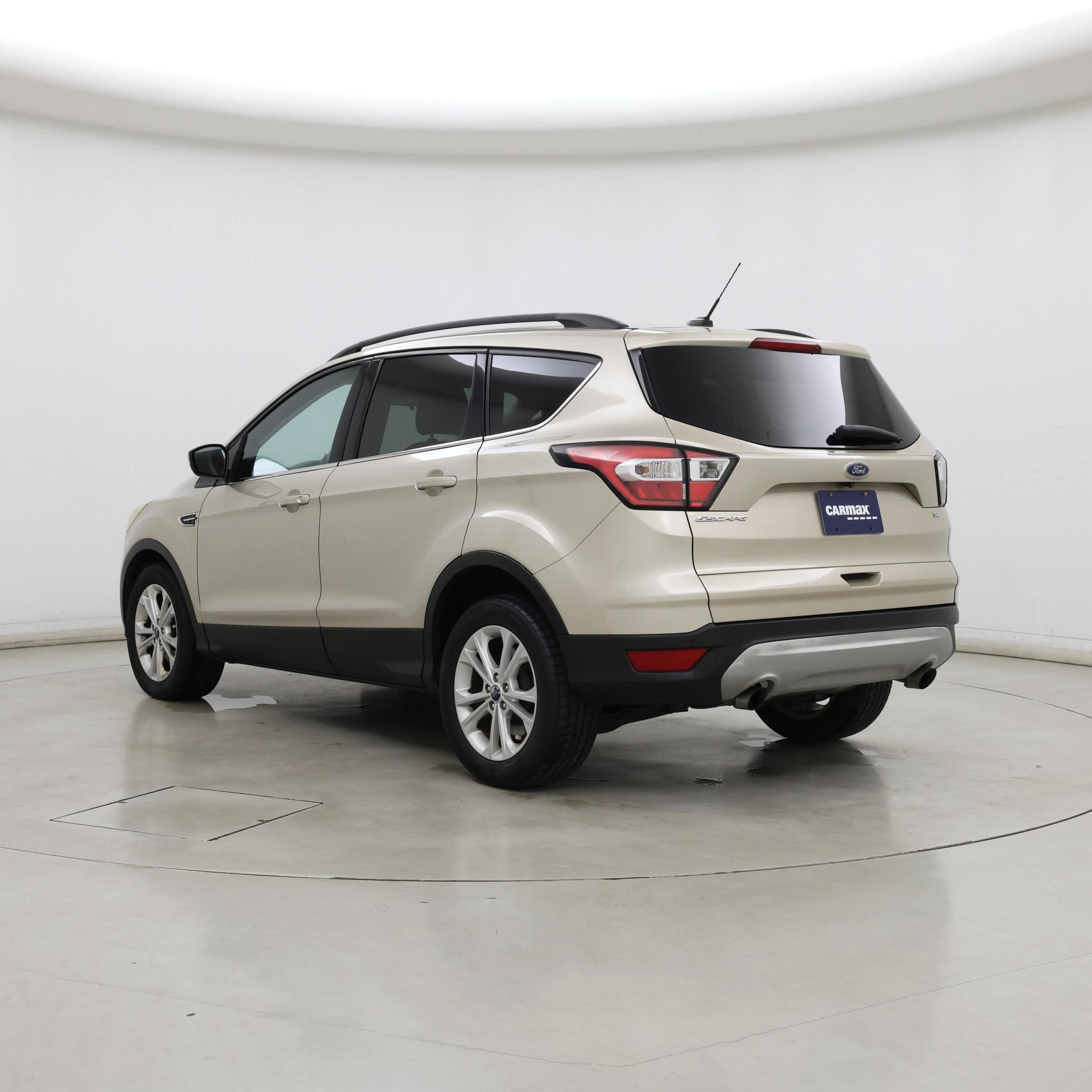 Thumbnail: 2017 Ford Escape - 2