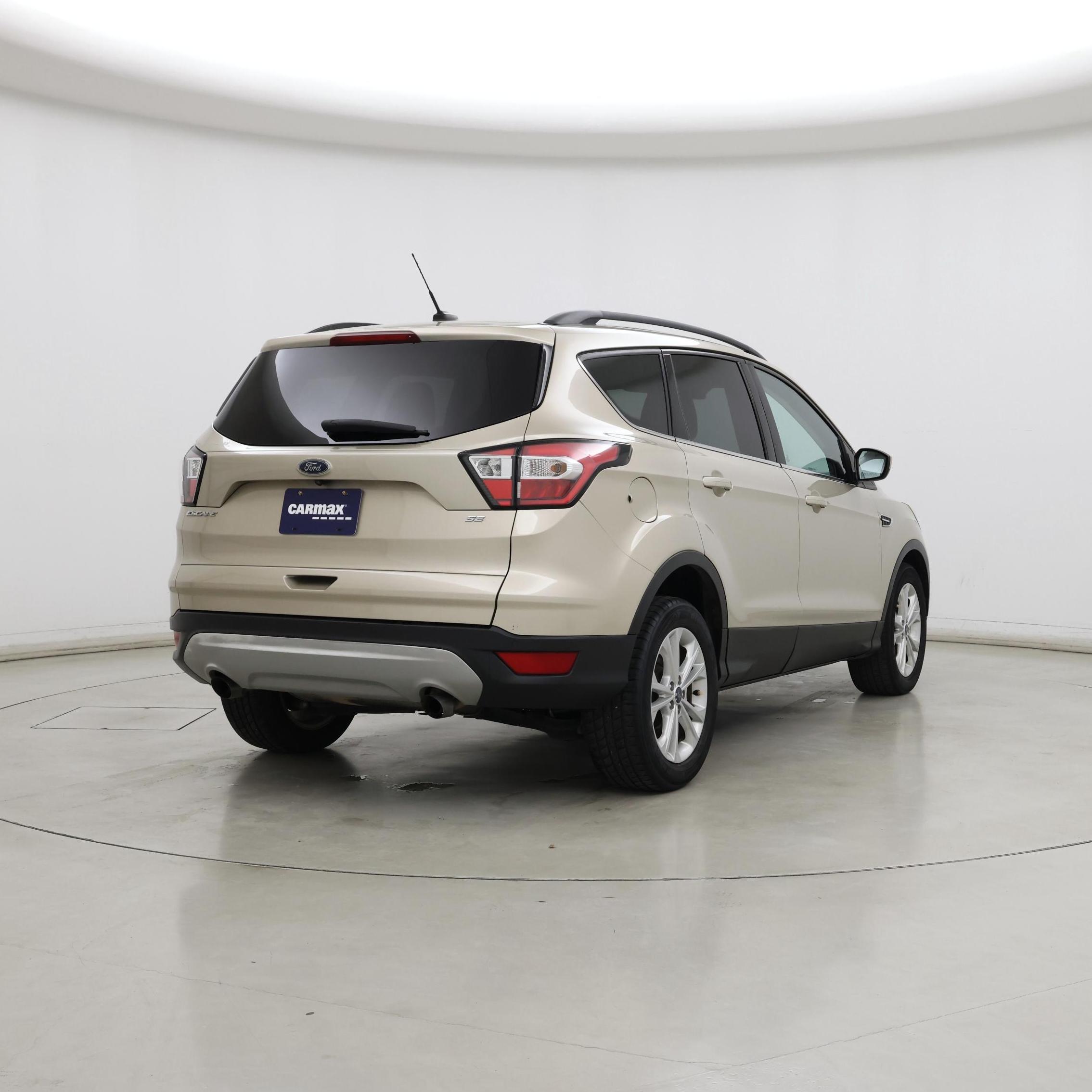 Thumbnail: 2017 Ford Escape - 8