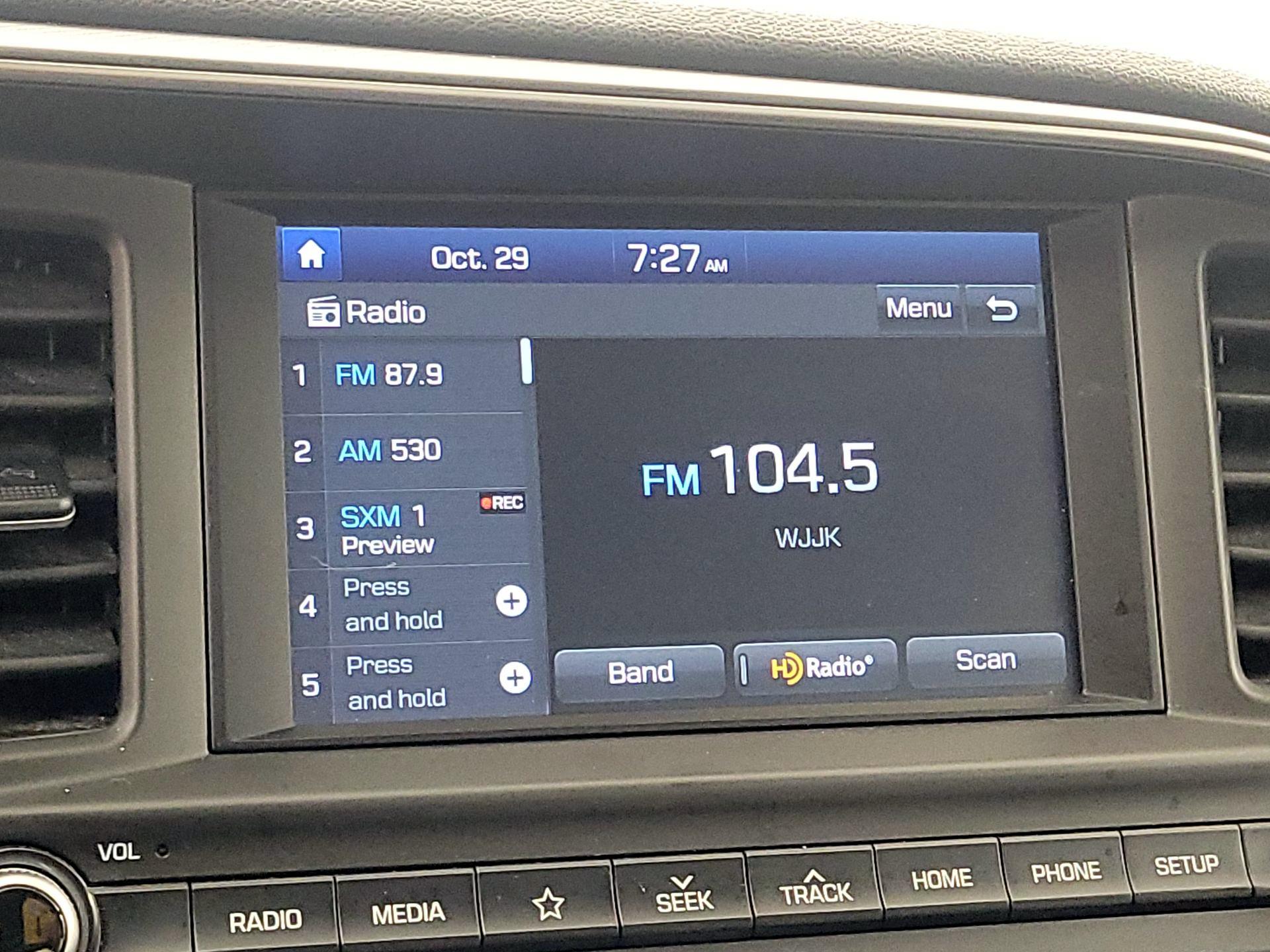 Thumbnail: 2019 Hyundai Elantra - 15