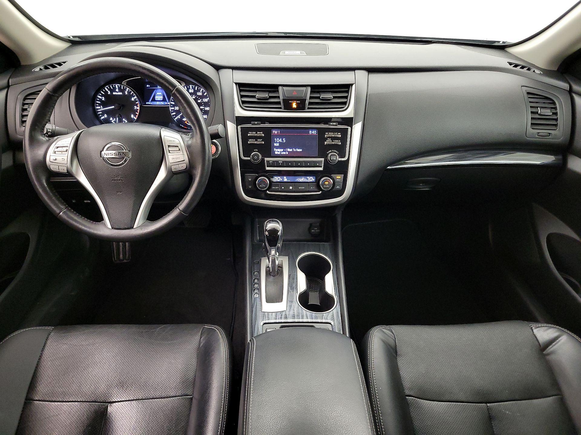 Thumbnail: 2018 Nissan Altima - 9