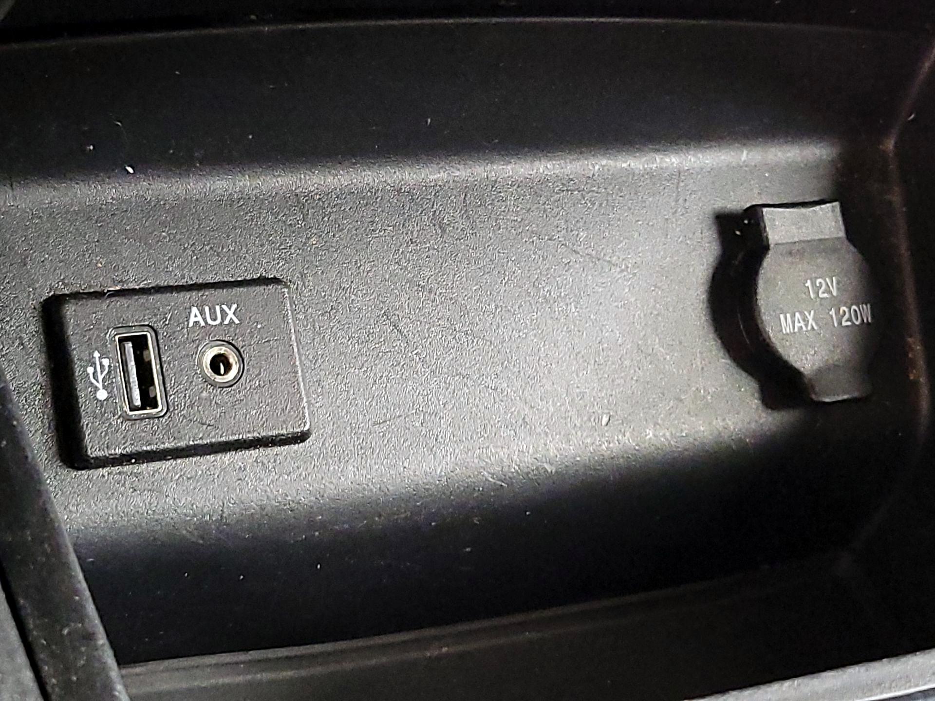 Thumbnail: 2018 Nissan Altima - 18