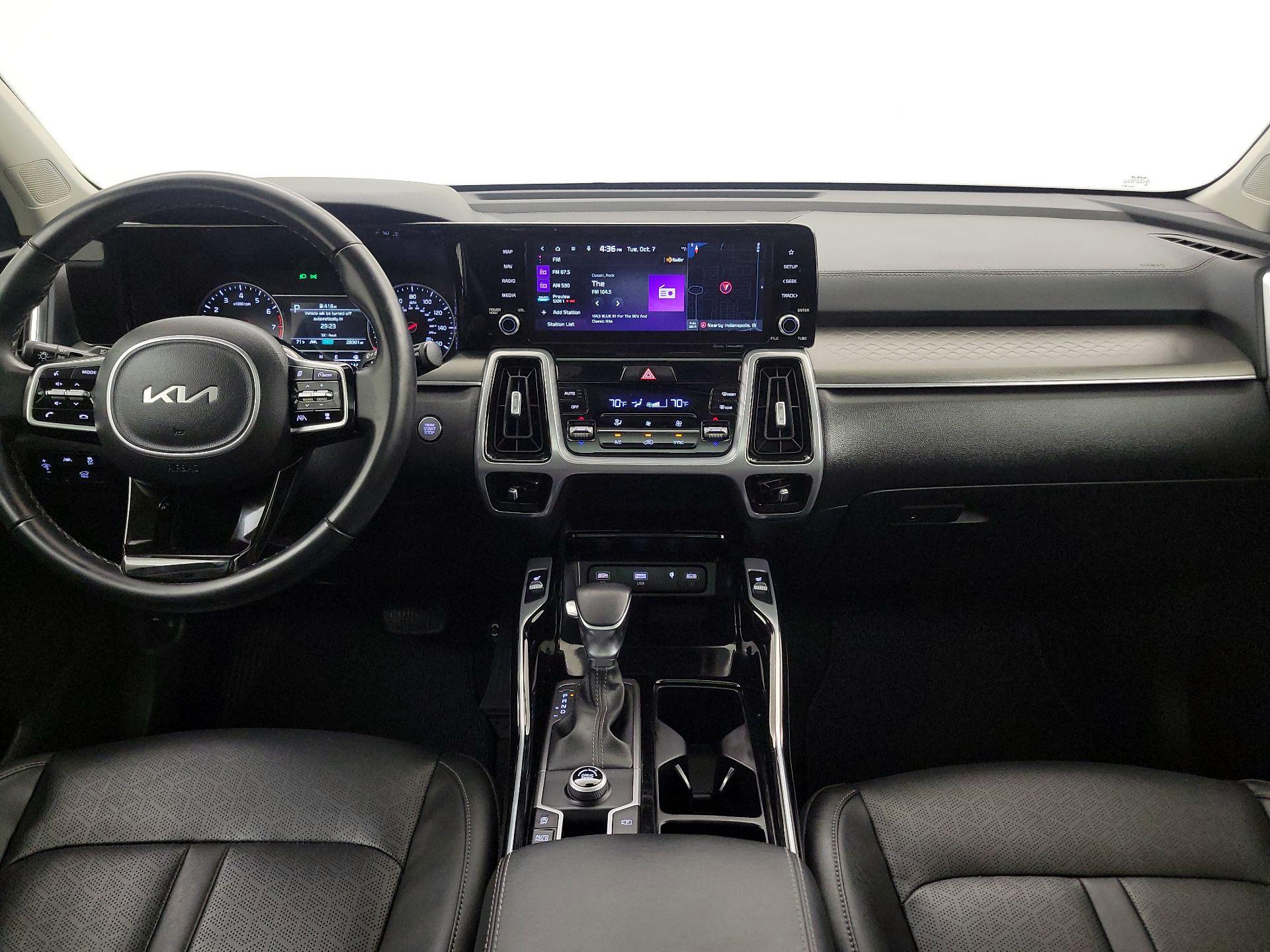 Thumbnail: 2022 Kia Sorento - 9