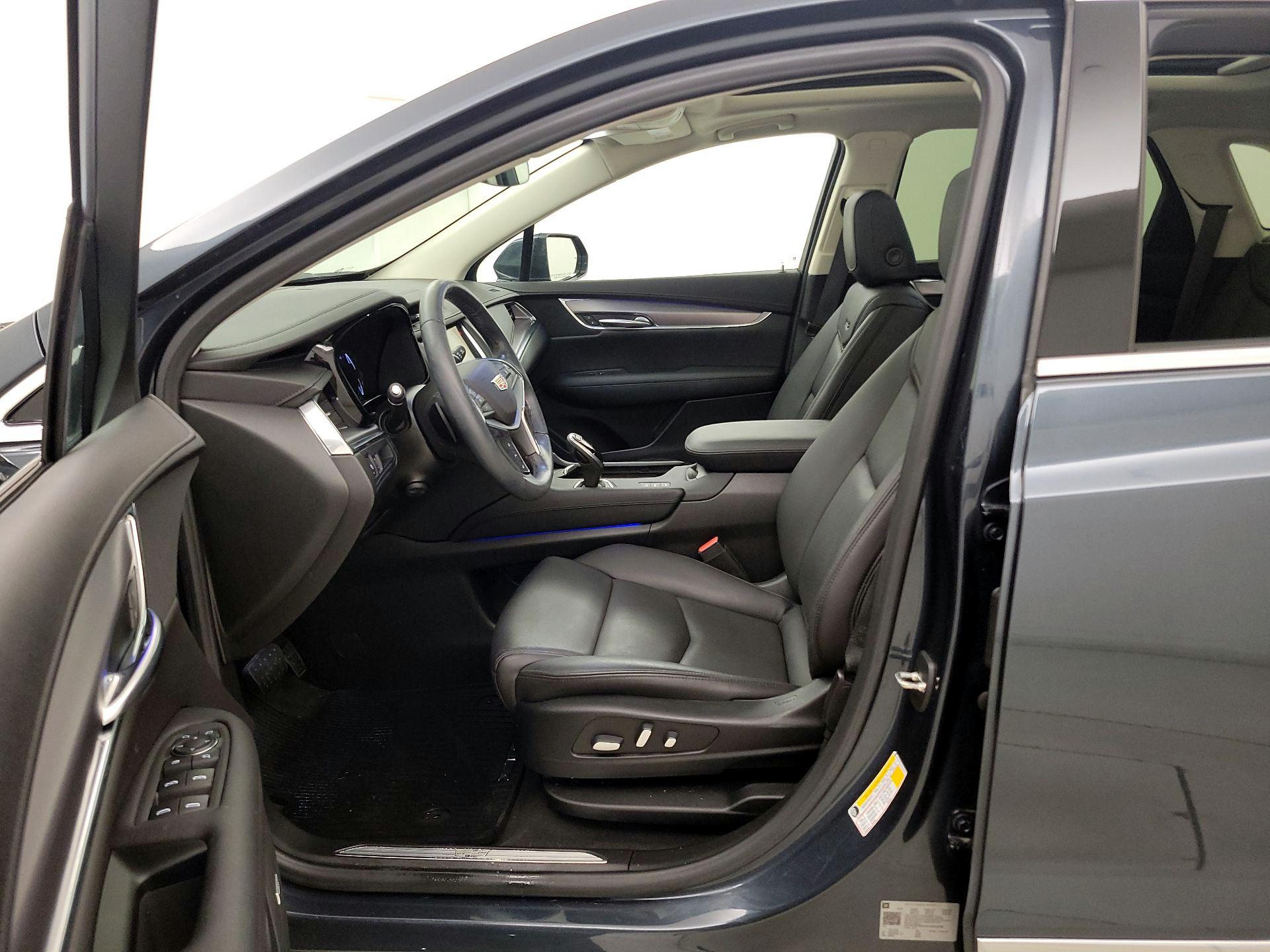 Thumbnail: 2019 Cadillac XT5 - 11