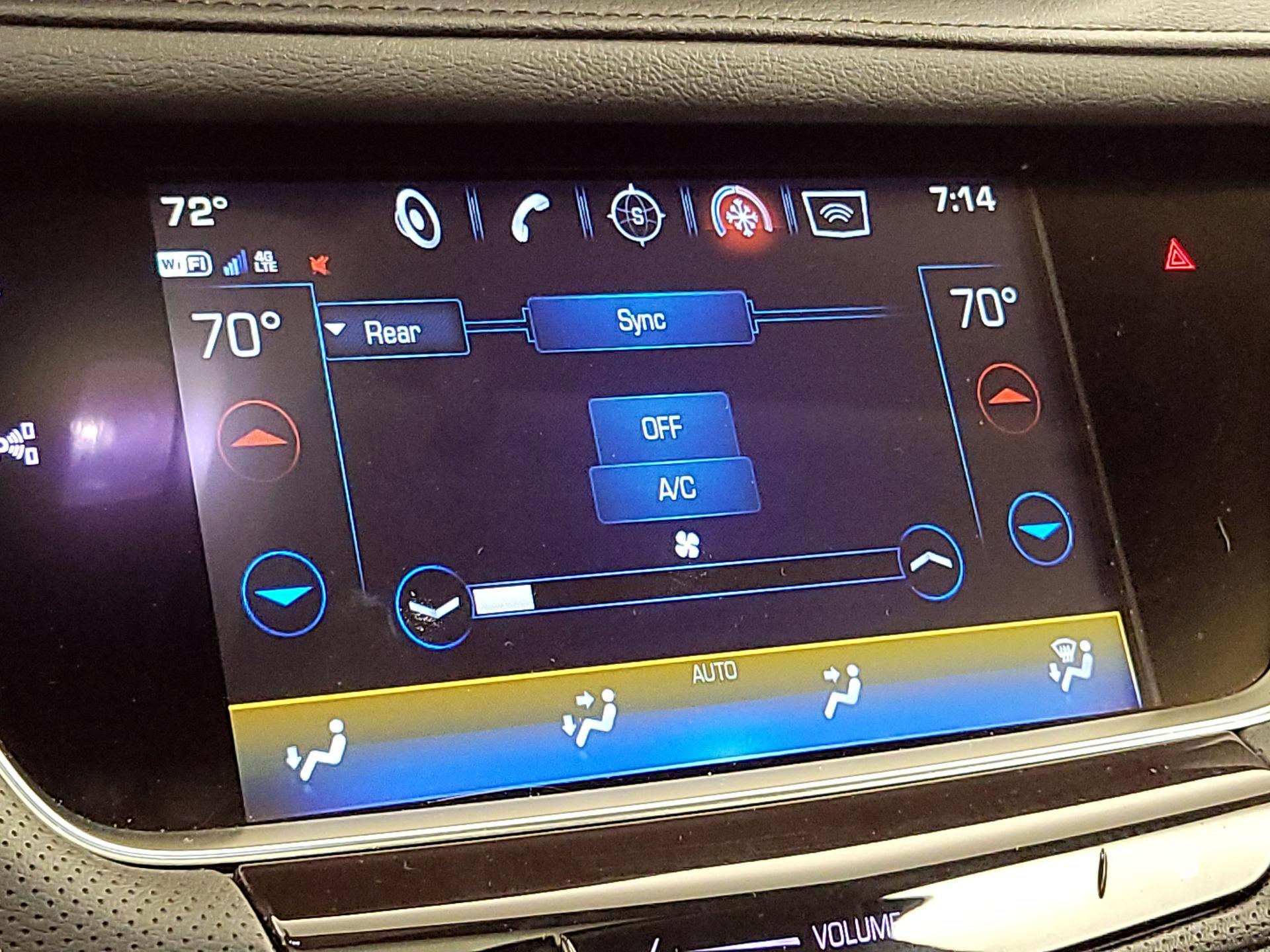 Thumbnail: 2019 Cadillac XT5 - 17