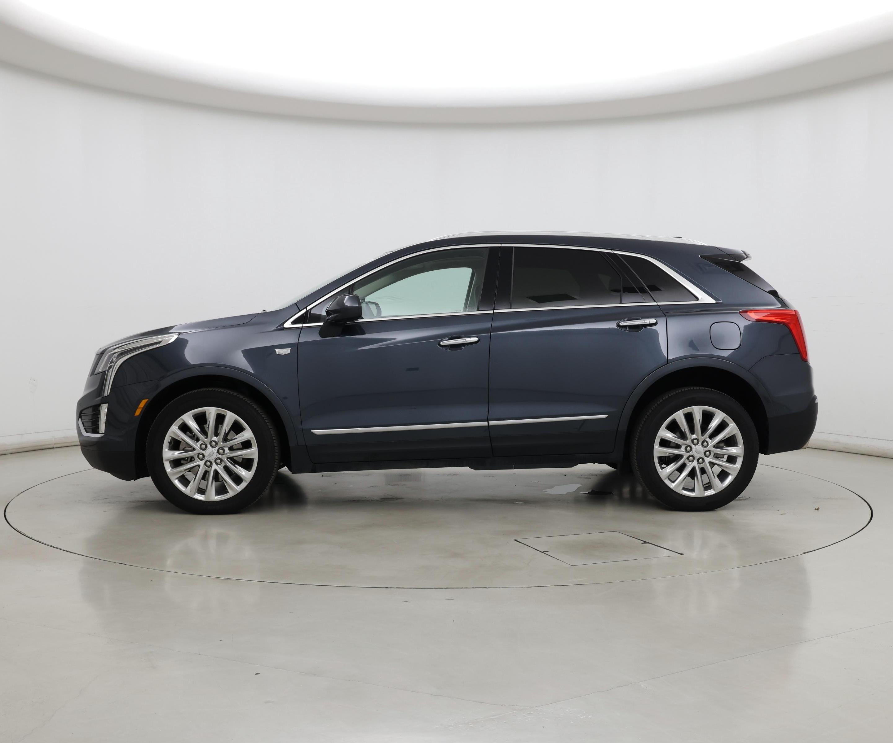 Thumbnail: 2019 Cadillac XT5 - 3