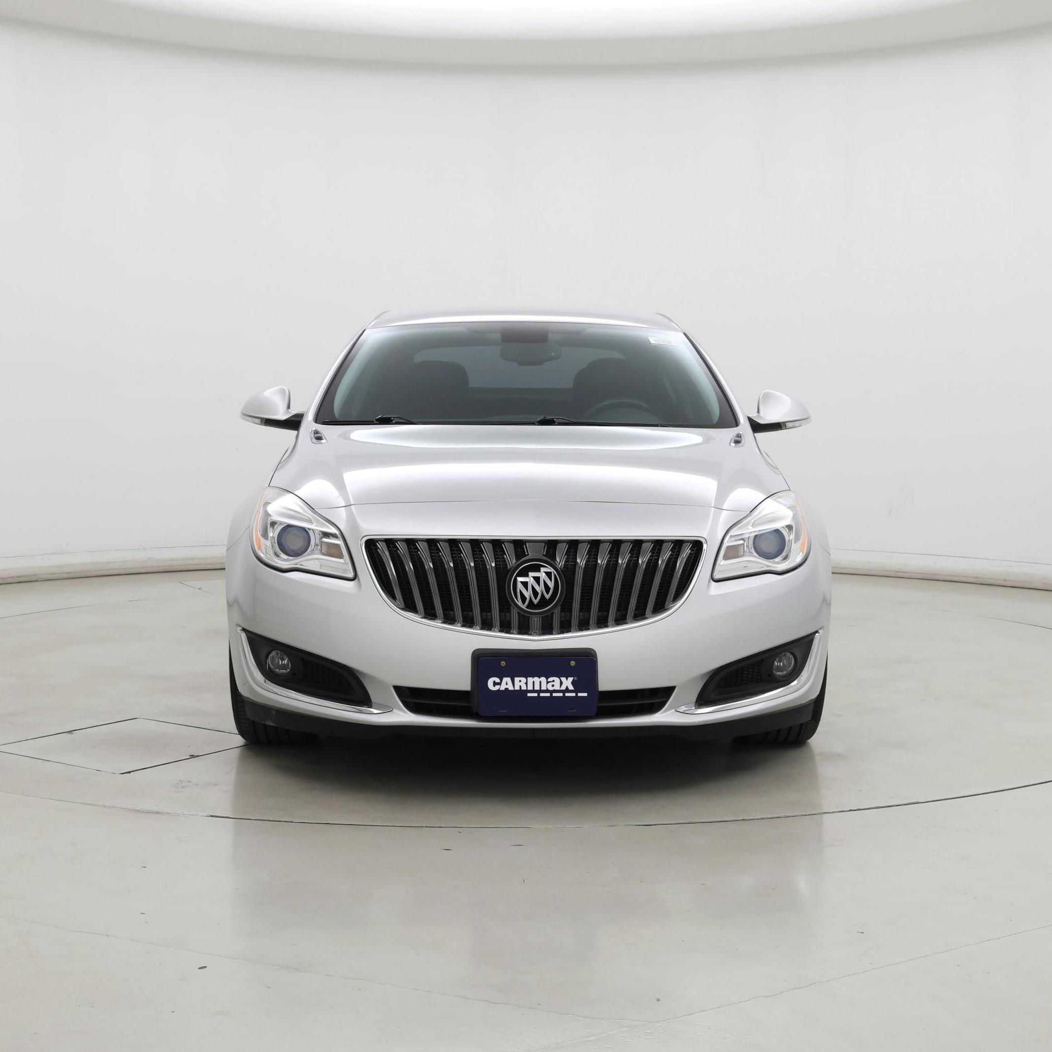 Thumbnail: 2017 Buick Regal - 5