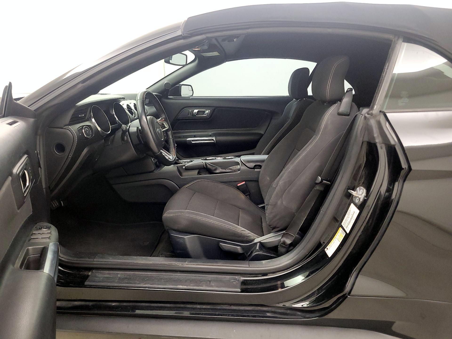 Thumbnail: 2016 Ford Mustang - 11
