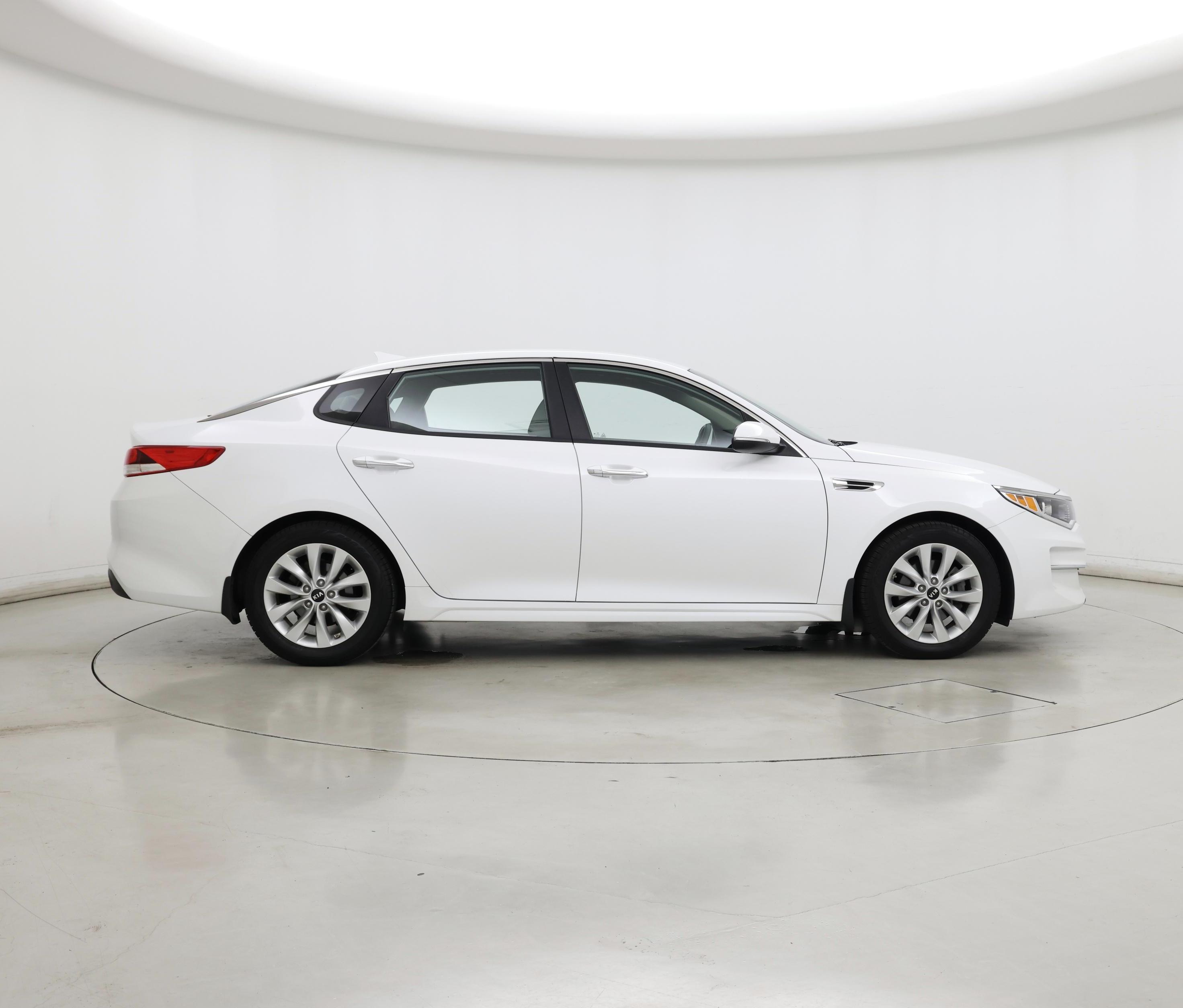 Thumbnail: 2018 Kia Optima - 7