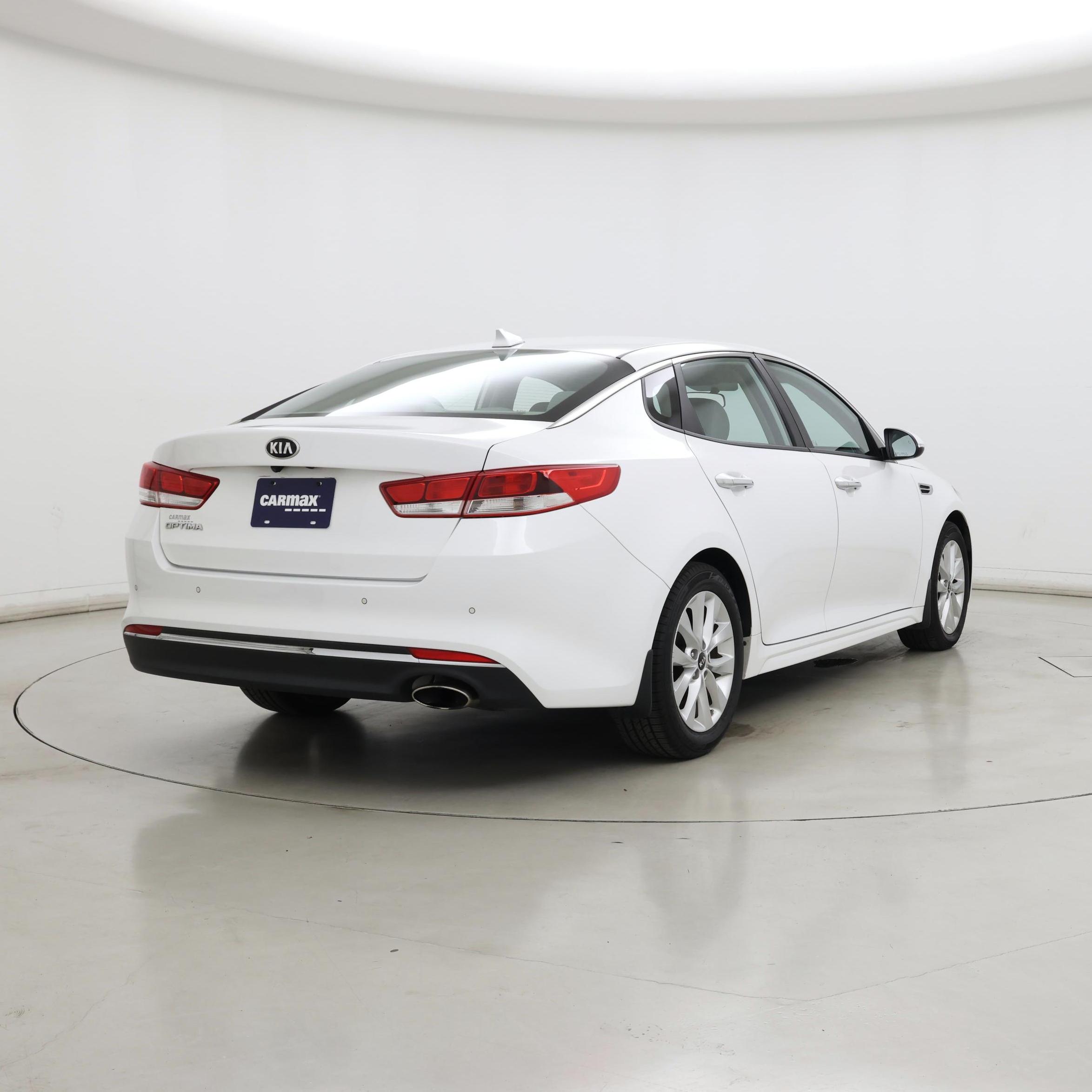Thumbnail: 2018 Kia Optima - 8