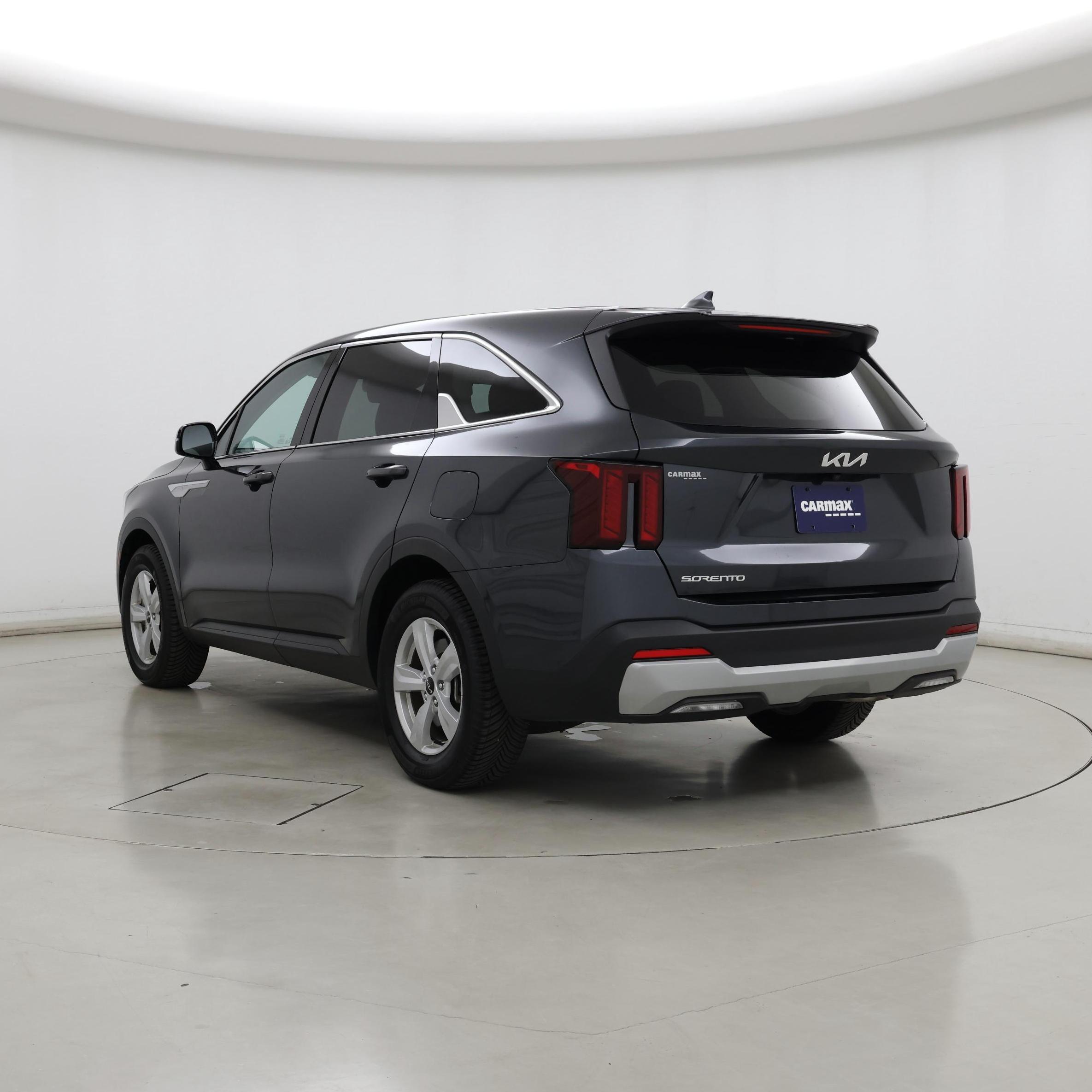 Thumbnail: 2024 Kia Sorento - 2