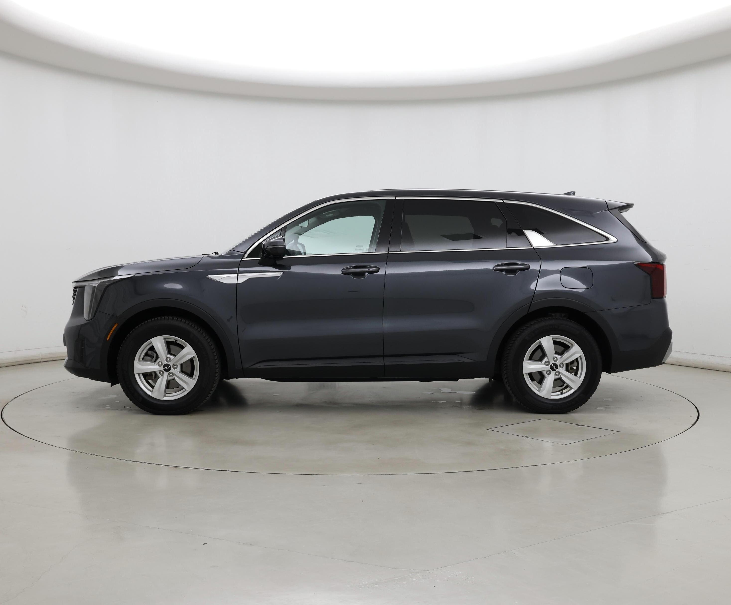 Thumbnail: 2024 Kia Sorento - 3