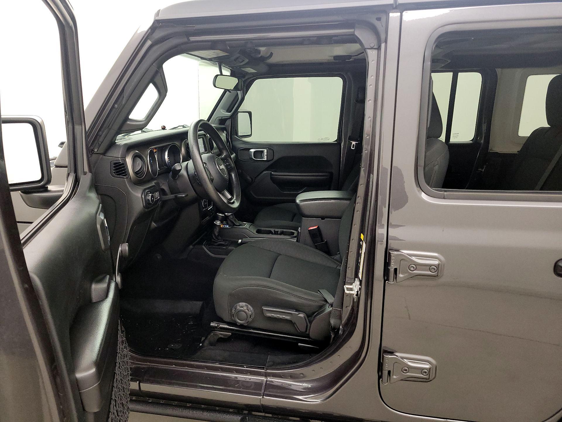 Thumbnail: 2021 Jeep Wrangler - 11