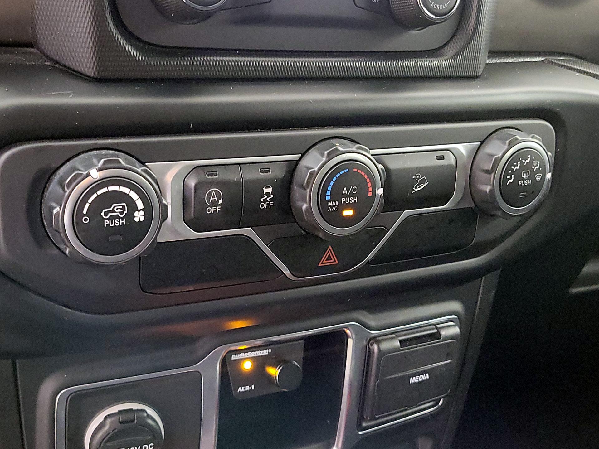 Thumbnail: 2021 Jeep Wrangler - 16