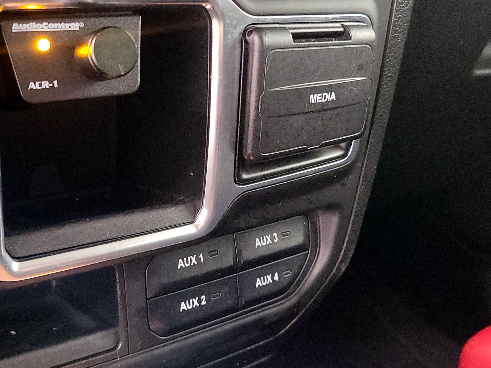 Thumbnail: 2021 Jeep Wrangler - 18