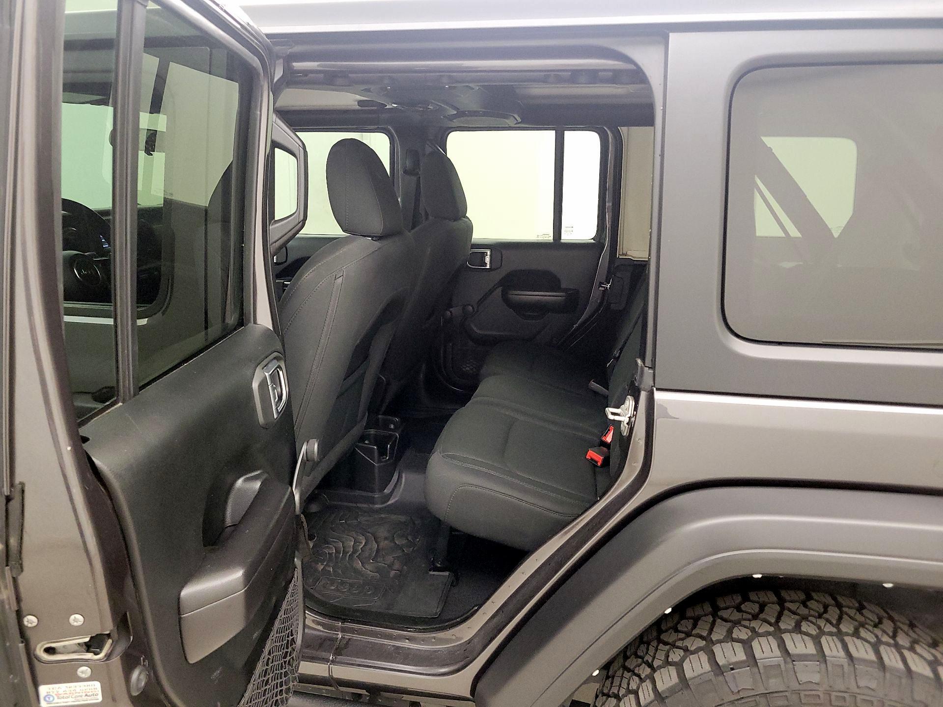 Thumbnail: 2021 Jeep Wrangler - 19