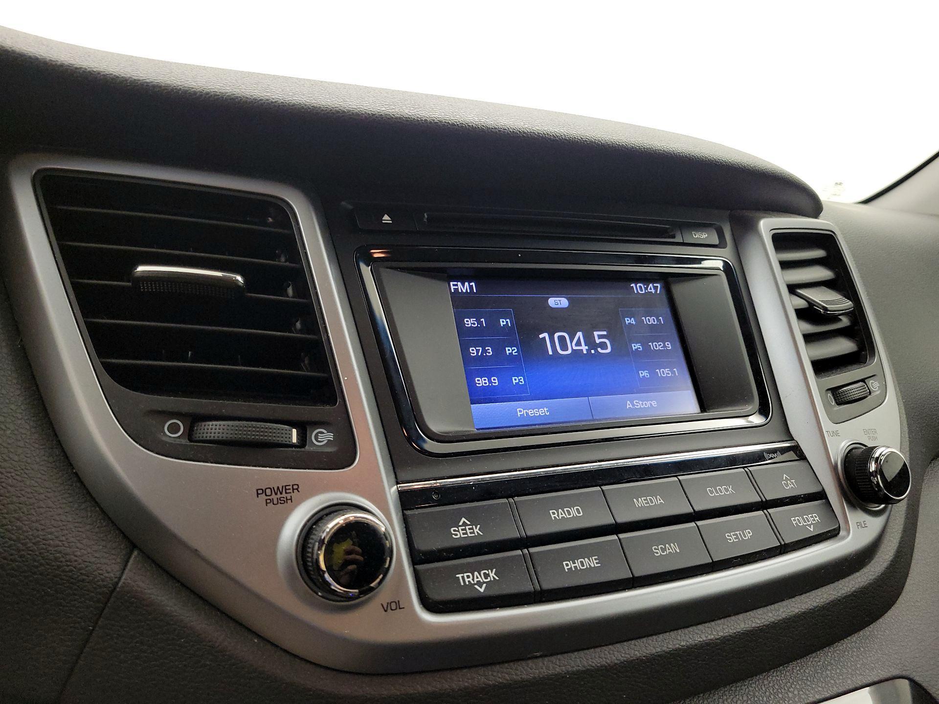 Thumbnail: 2017 Hyundai Tucson - 15