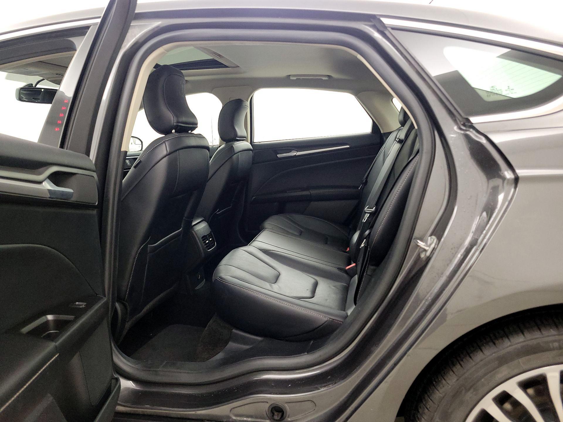 Thumbnail: 2018 Ford Fusion - 20