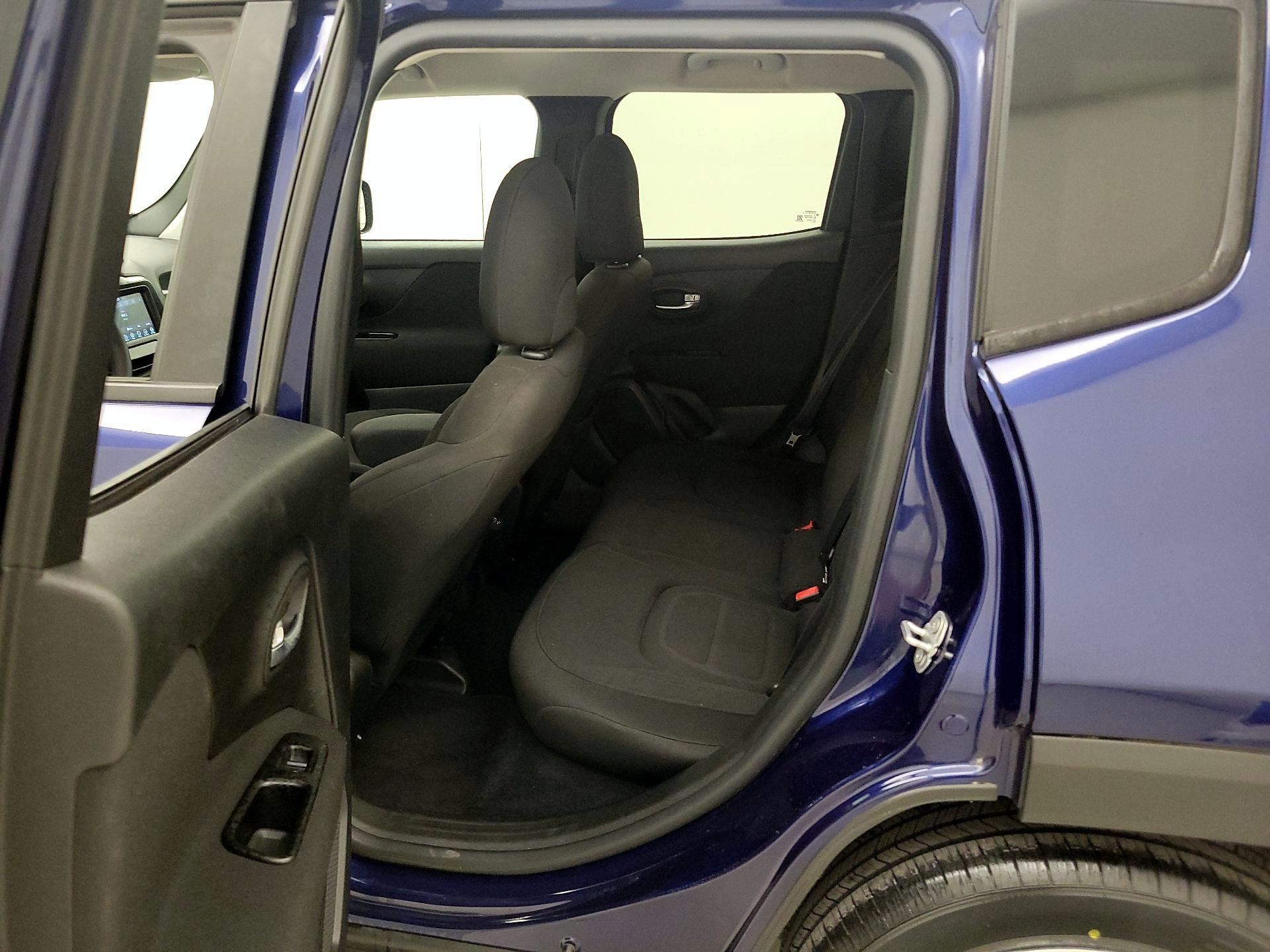 Thumbnail: 2019 Jeep Renegade - 19