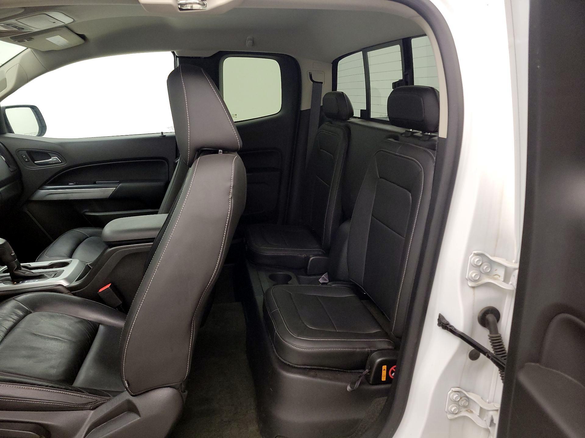 Thumbnail: 2016 Chevrolet Colorado - 19