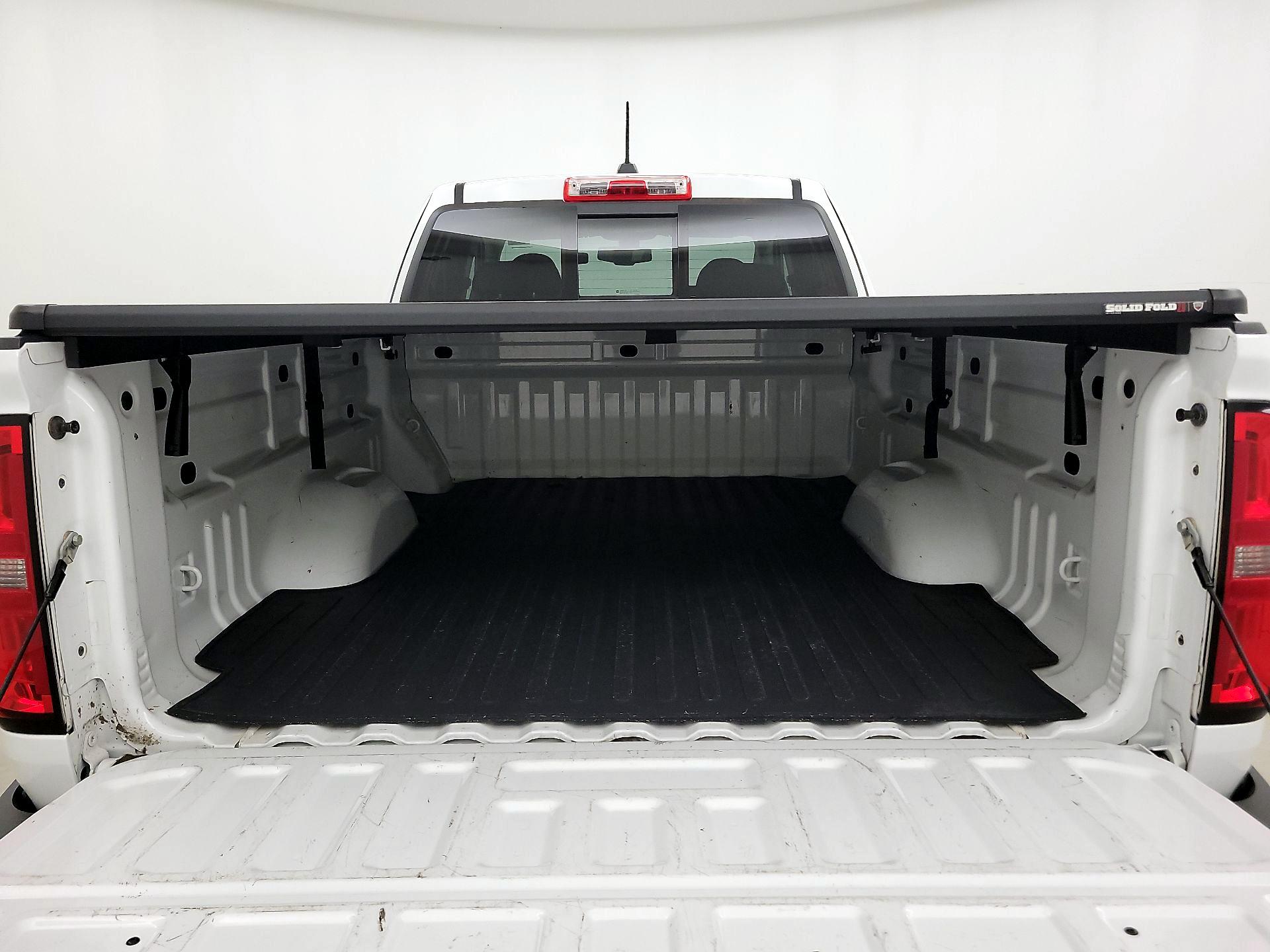 Thumbnail: 2016 Chevrolet Colorado - 20