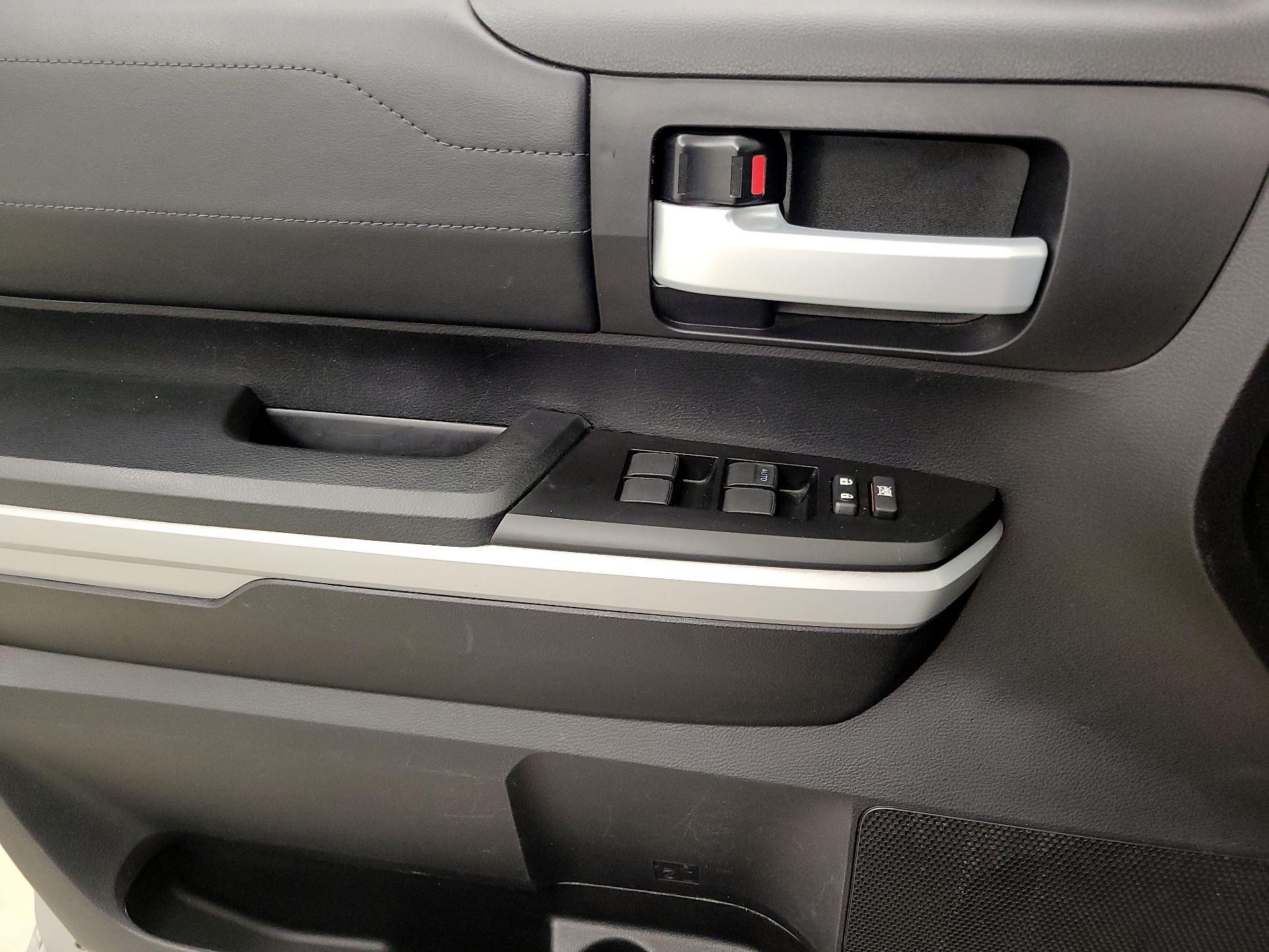 Thumbnail: 2021 Toyota Tundra - 12