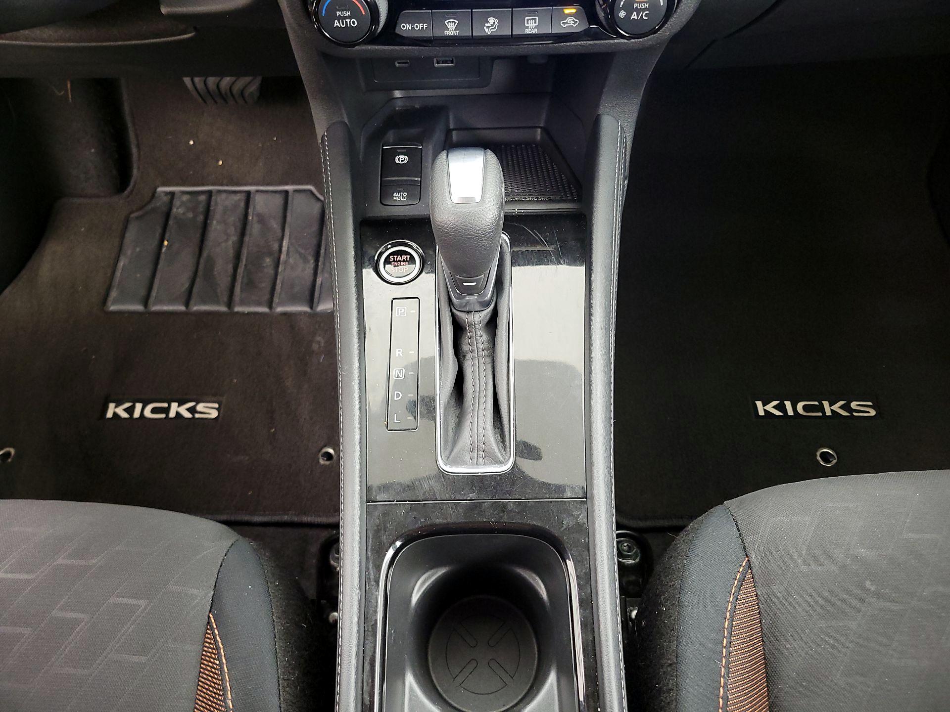 Thumbnail: 2024 Nissan Kicks - 16