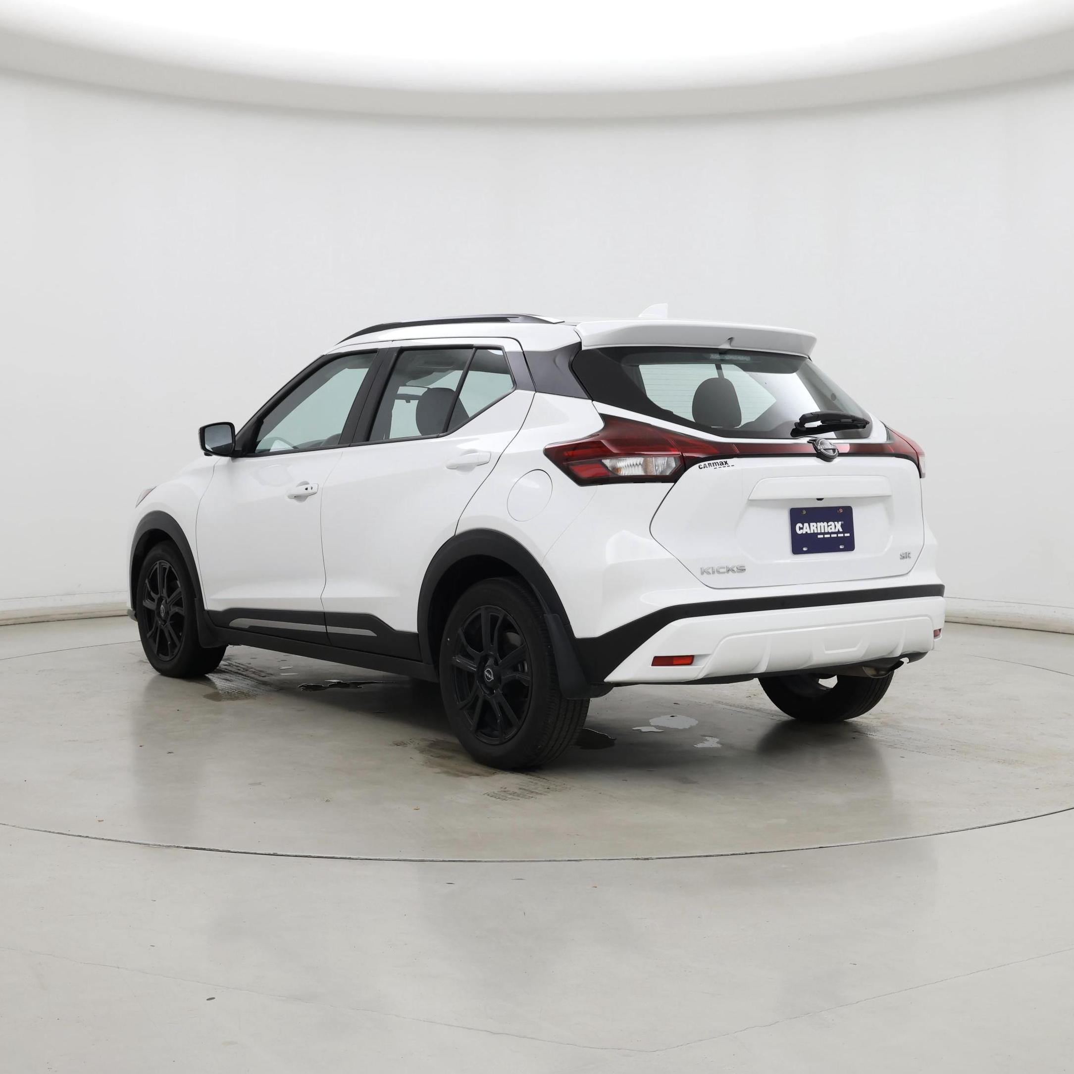 Thumbnail: 2024 Nissan Kicks - 2