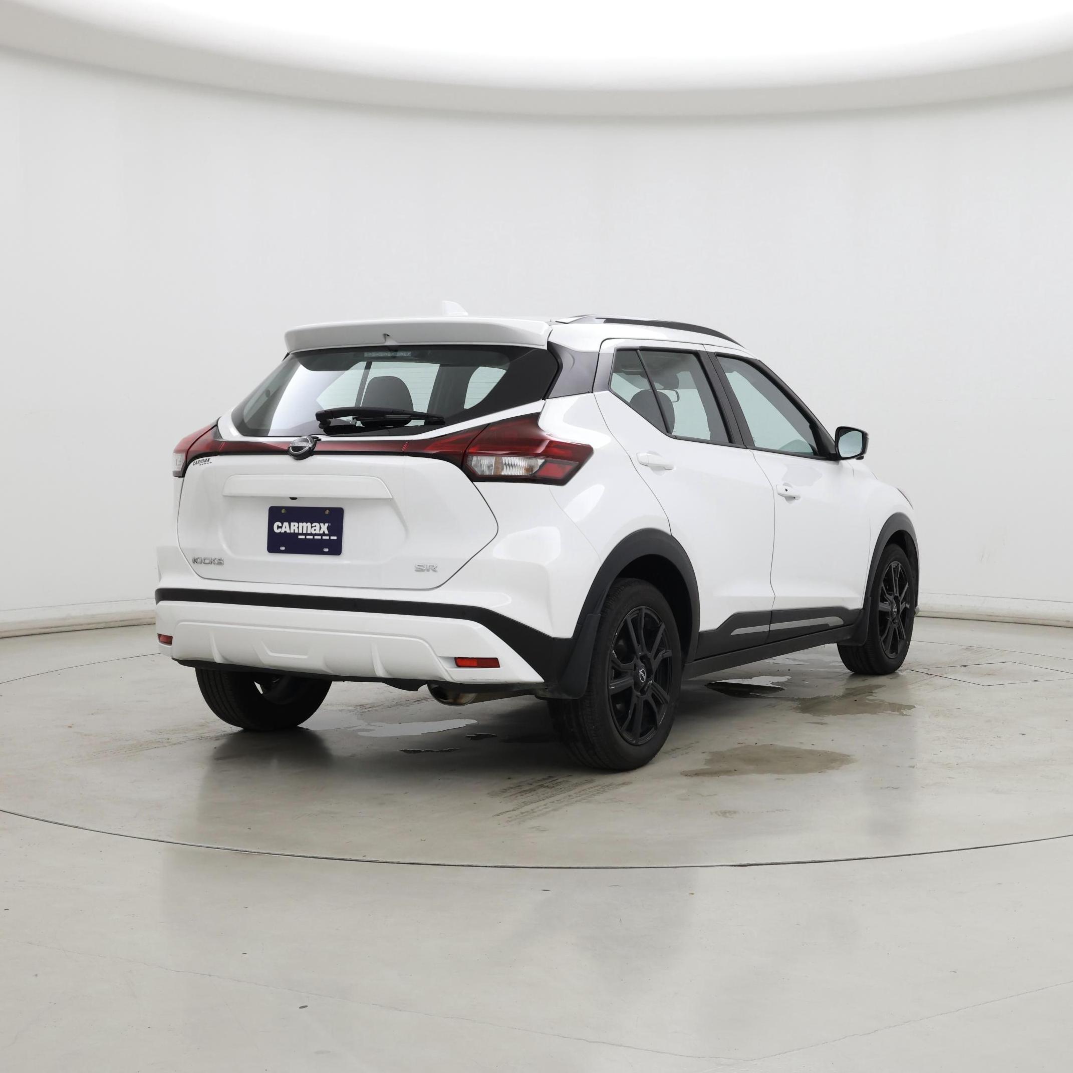 Thumbnail: 2024 Nissan Kicks - 8