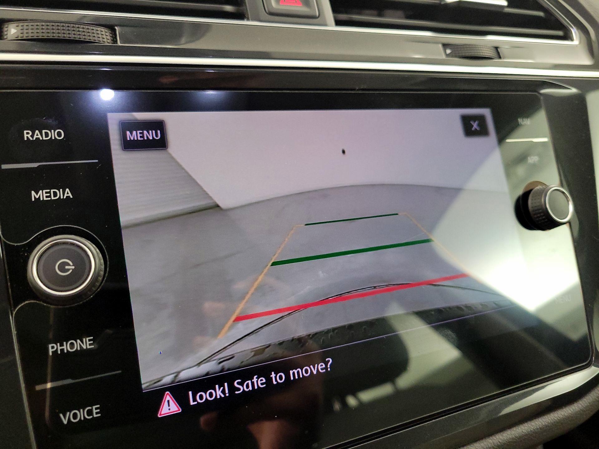 Thumbnail: 2019 Volkswagen Tiguan - 15