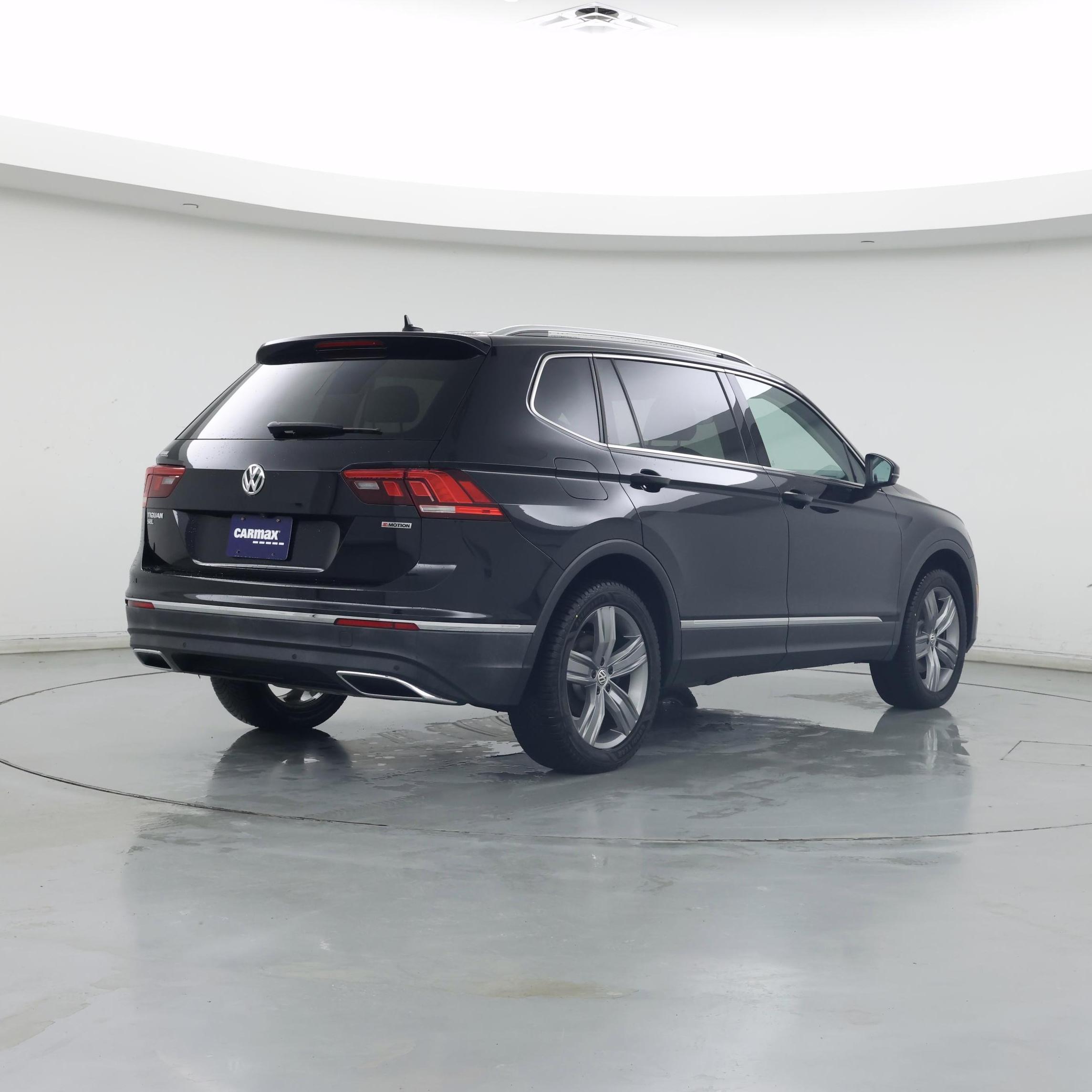 Thumbnail: 2019 Volkswagen Tiguan - 8