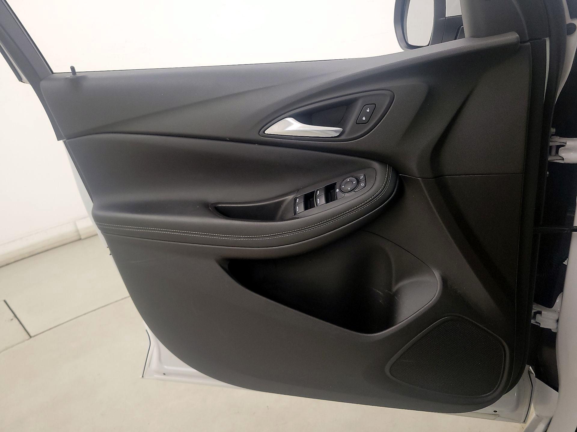 Thumbnail: 2021 Buick Encore GX - 12