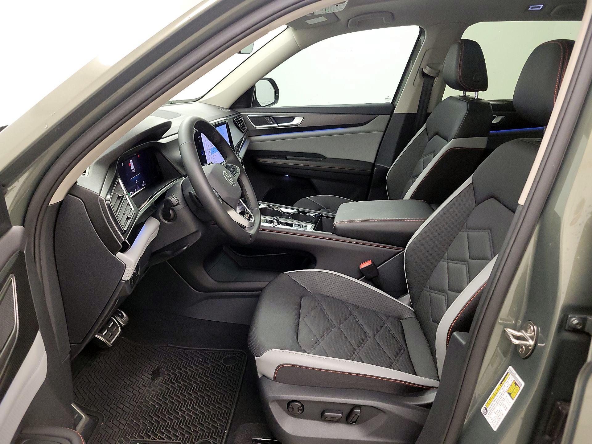 Thumbnail: 2025 Volkswagen Atlas - 11