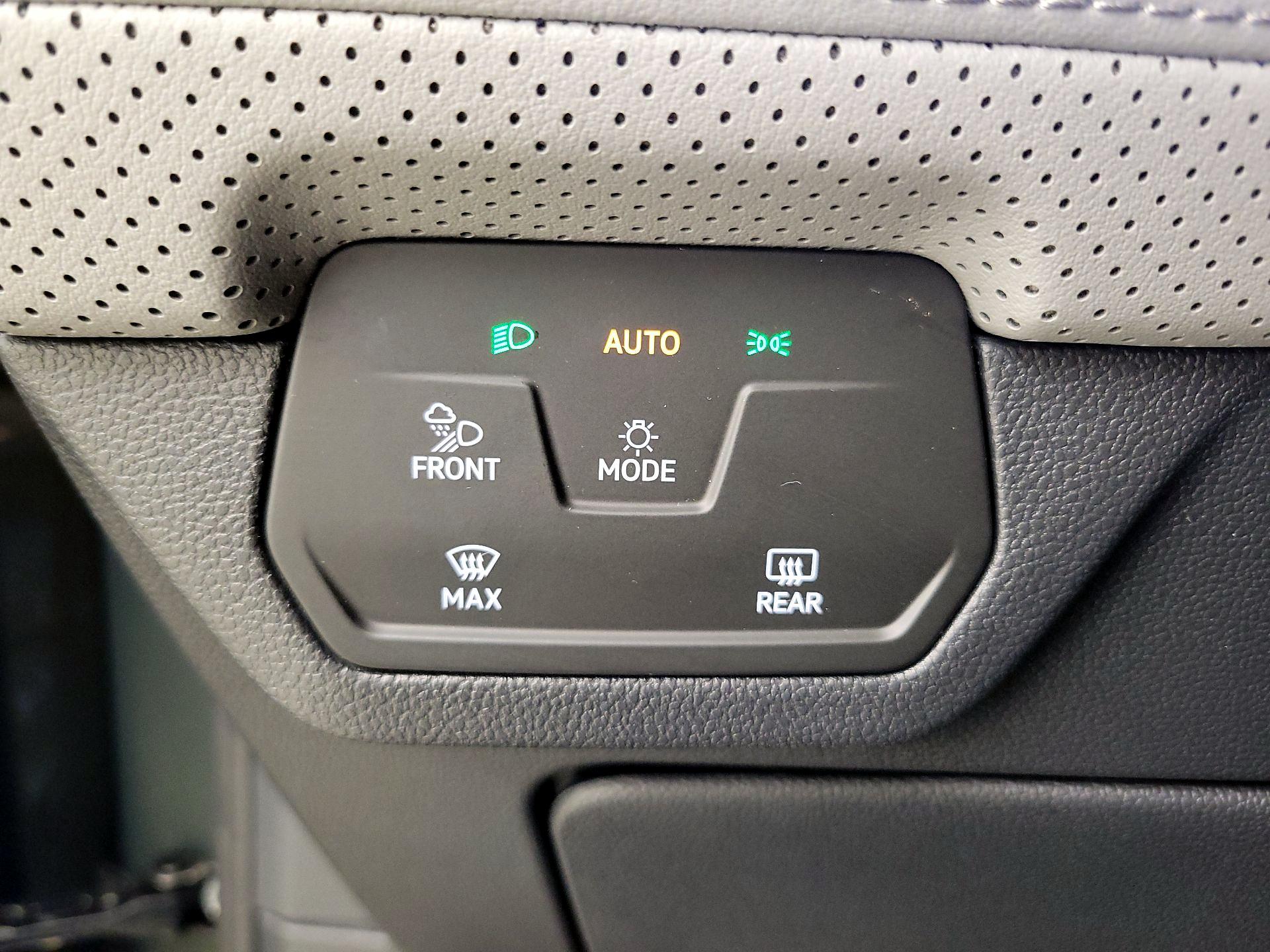 Thumbnail: 2025 Volkswagen Atlas - 13