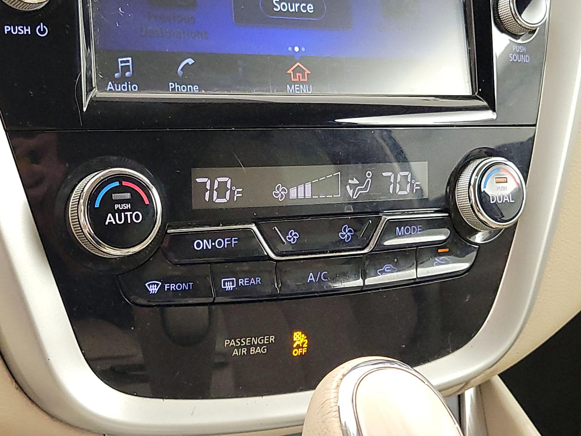 Thumbnail: 2017 Nissan Murano - 16