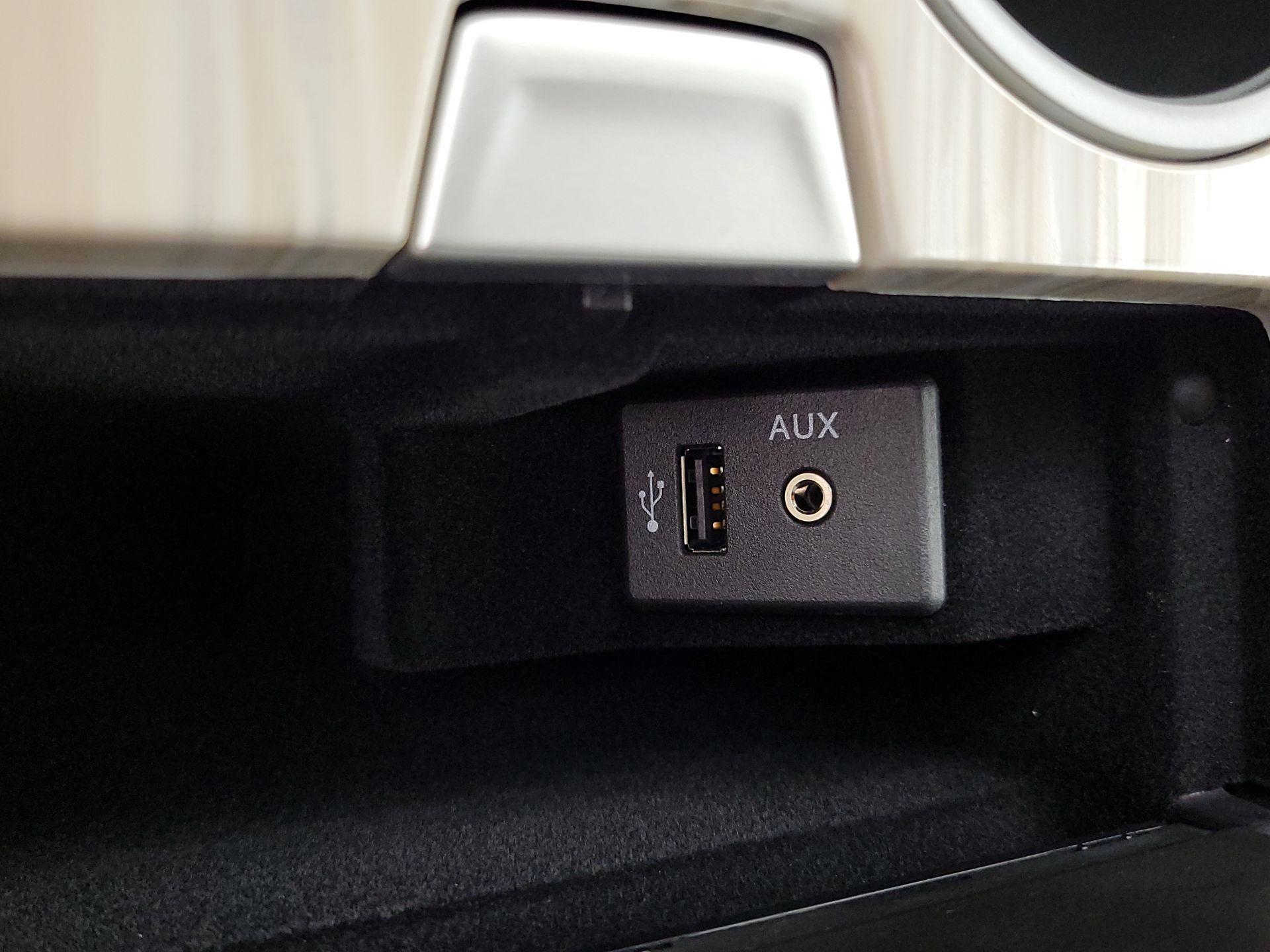 Thumbnail: 2017 Nissan Murano - 18