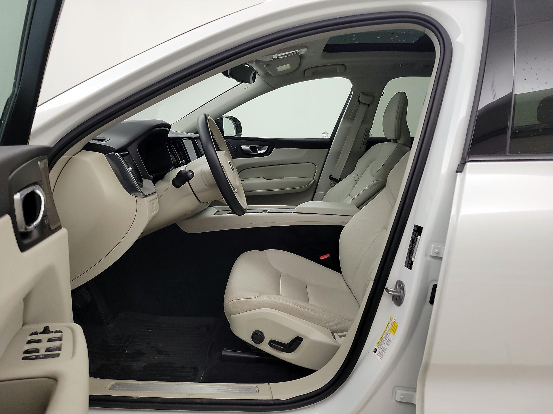 Thumbnail: 2024 Volvo XC60 - 11