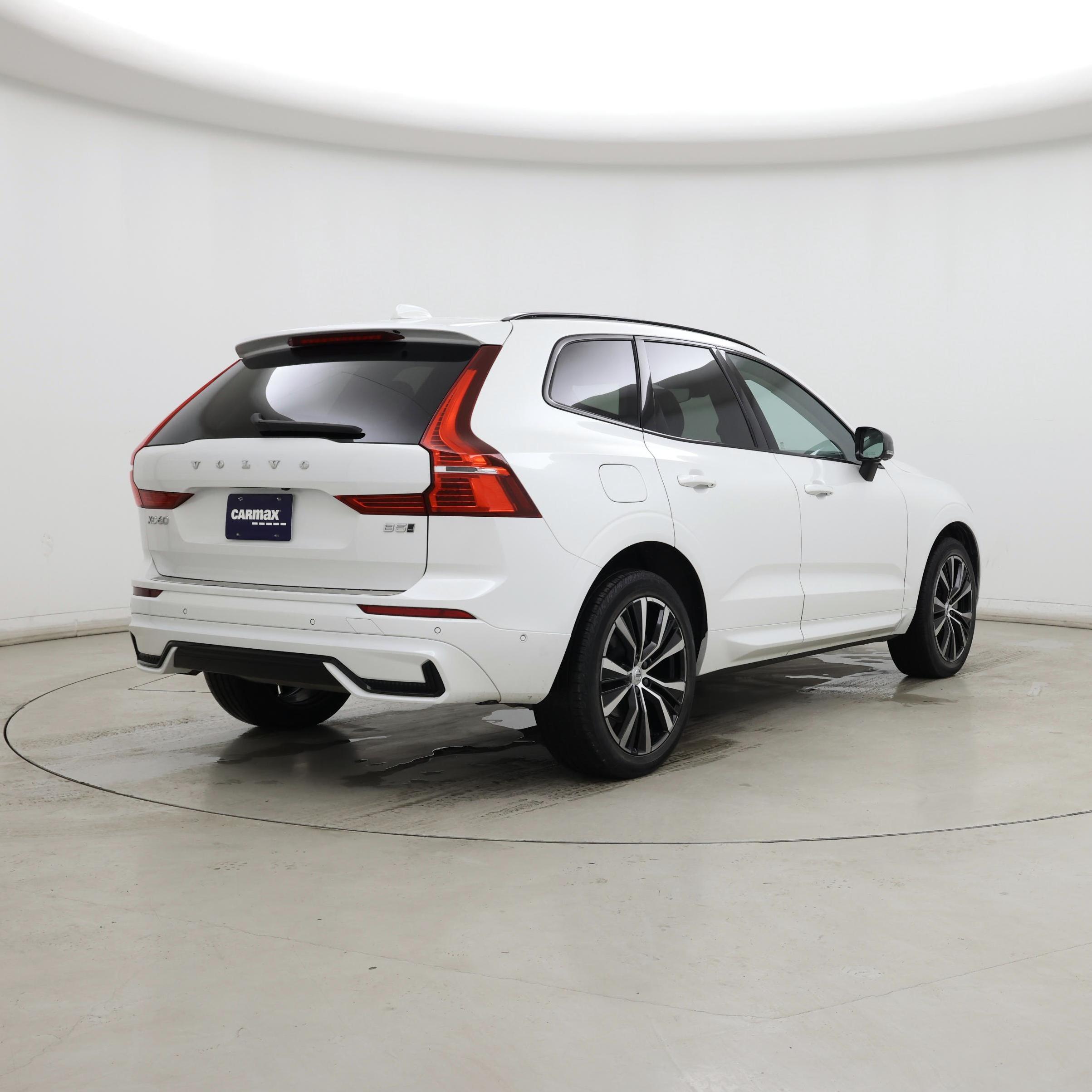 Thumbnail: 2024 Volvo XC60 - 8