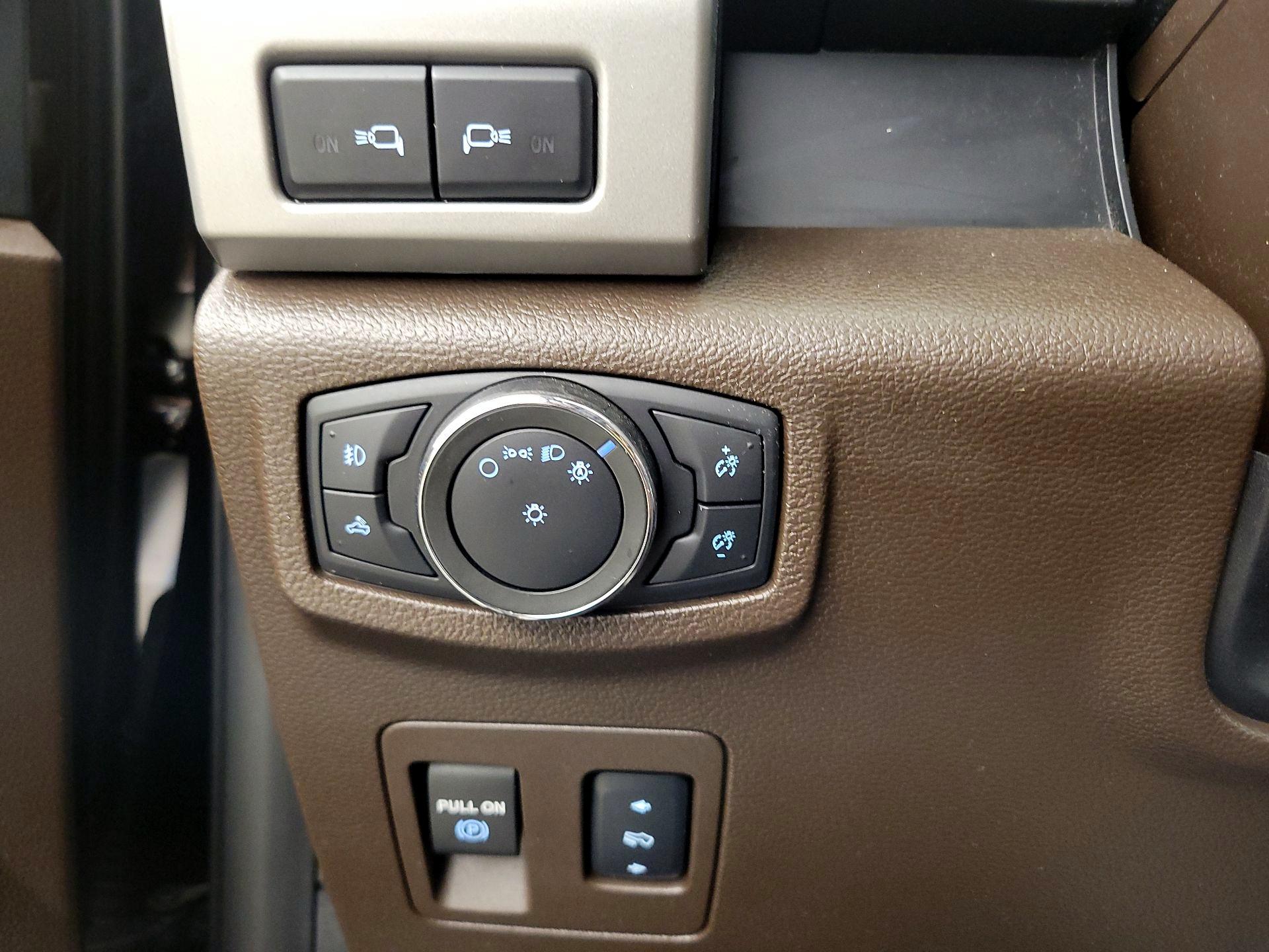 Thumbnail: 2018 Ford F-150 - 13