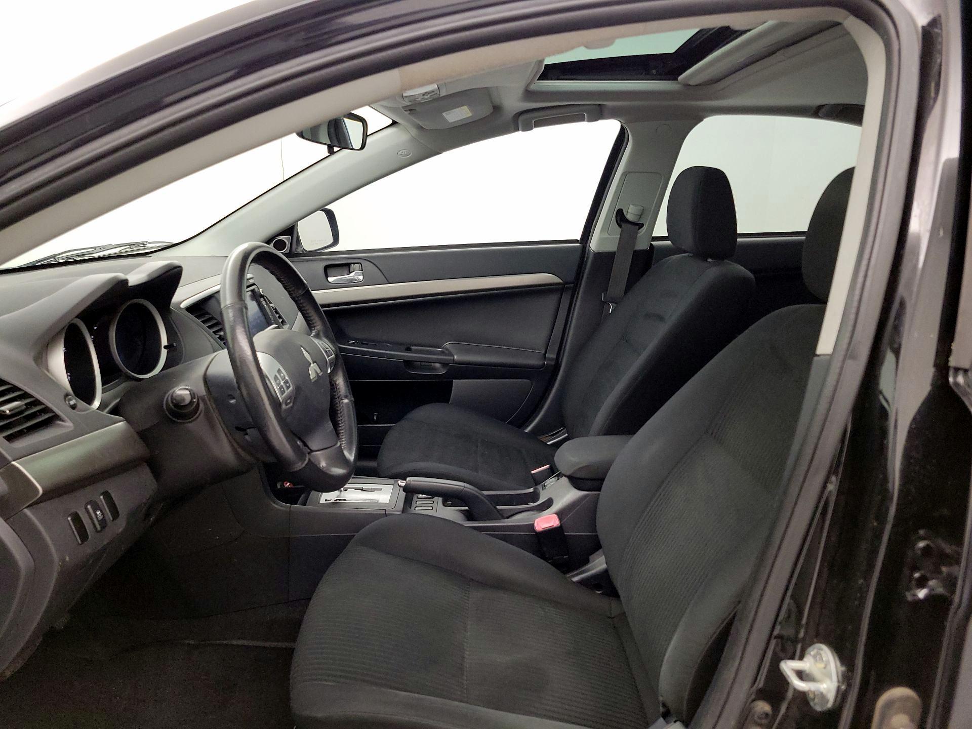 Thumbnail: 2014 Mitsubishi Lancer - 11