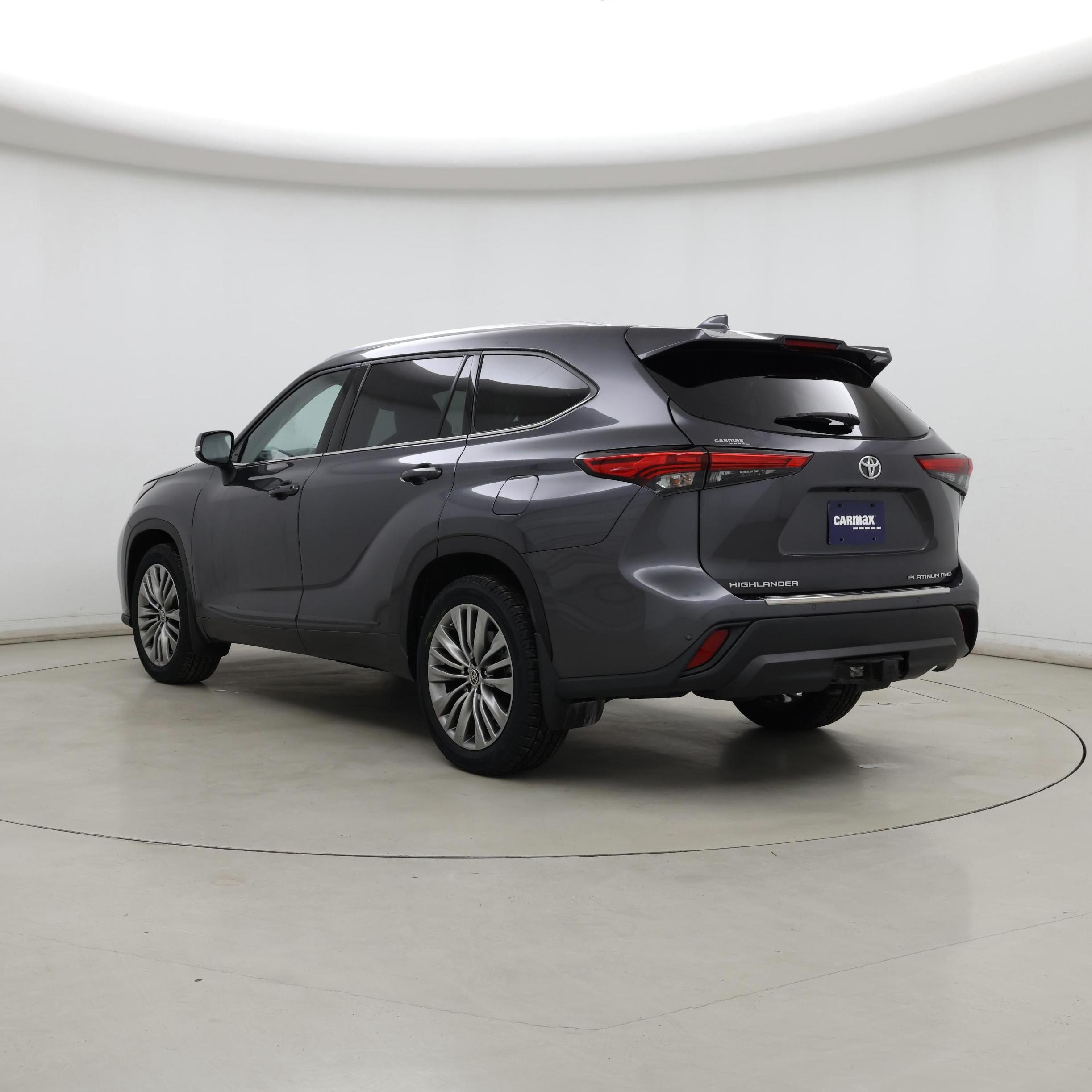 Thumbnail: 2020 Toyota Highlander - 2